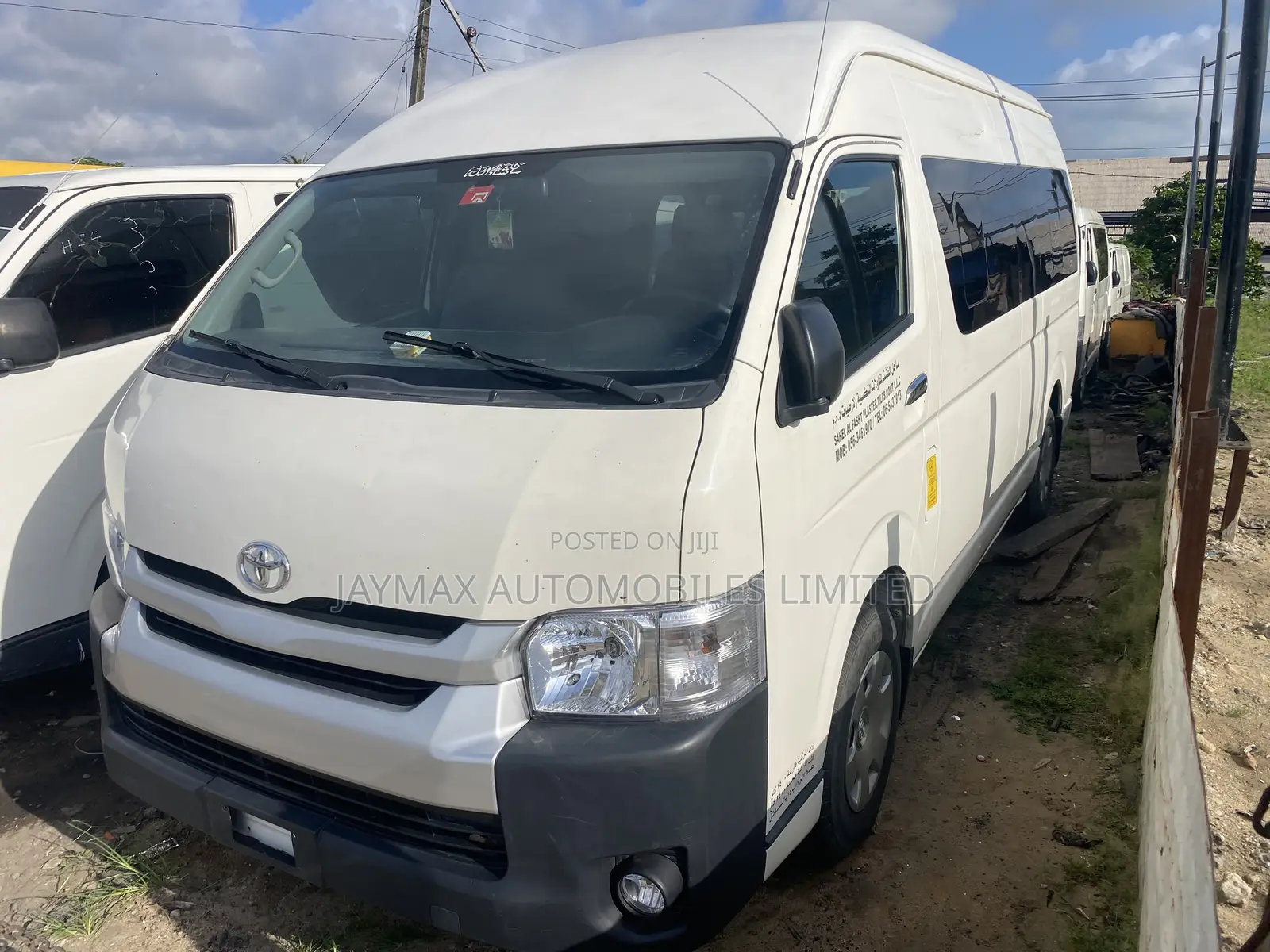 Toyota HiAce 2016 White
