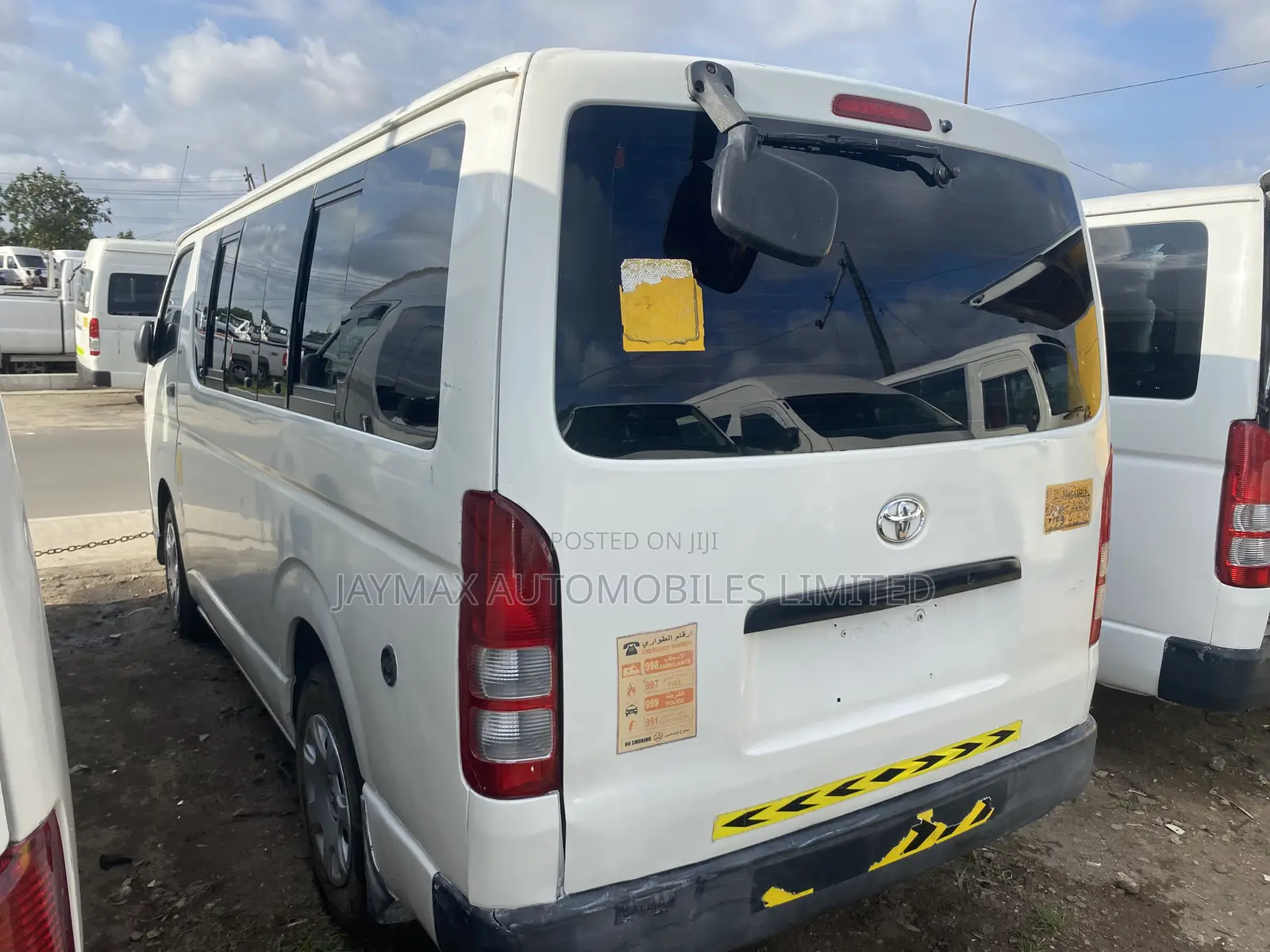 Toyota HiAce 2010 White