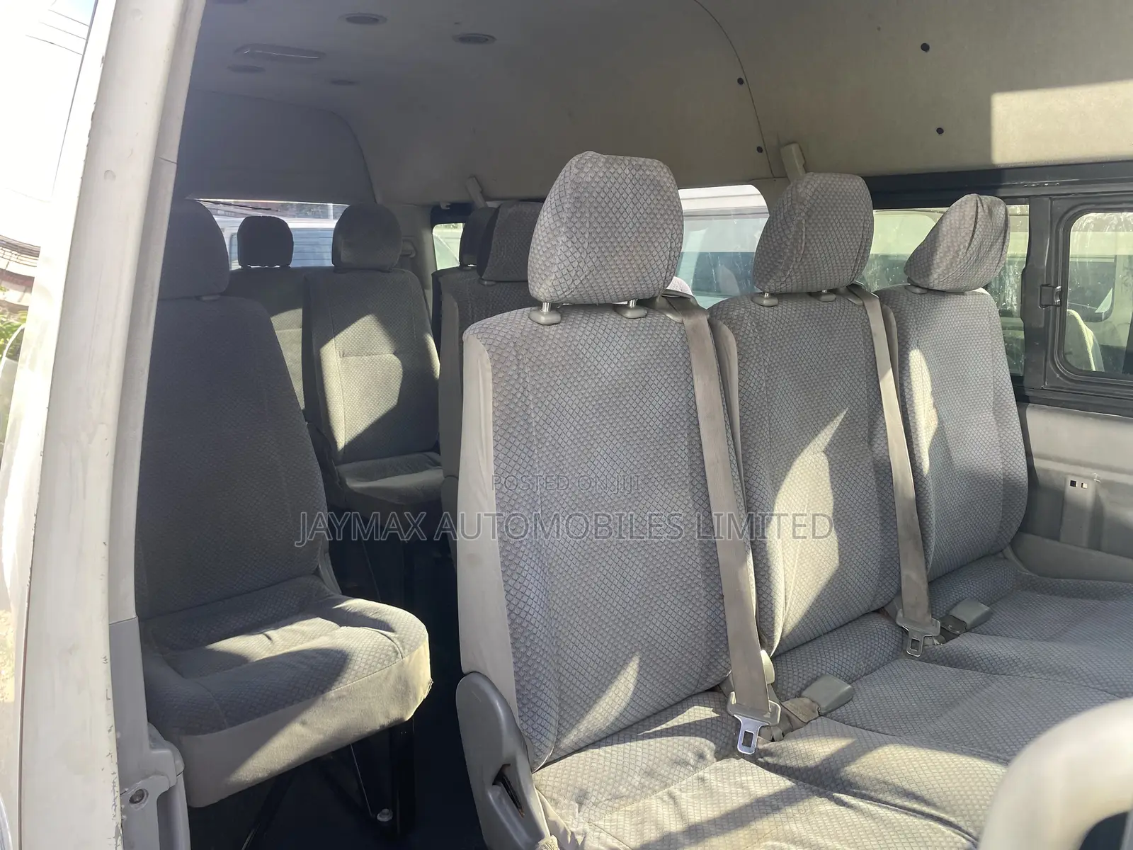 Toyota HiAce 2016 White