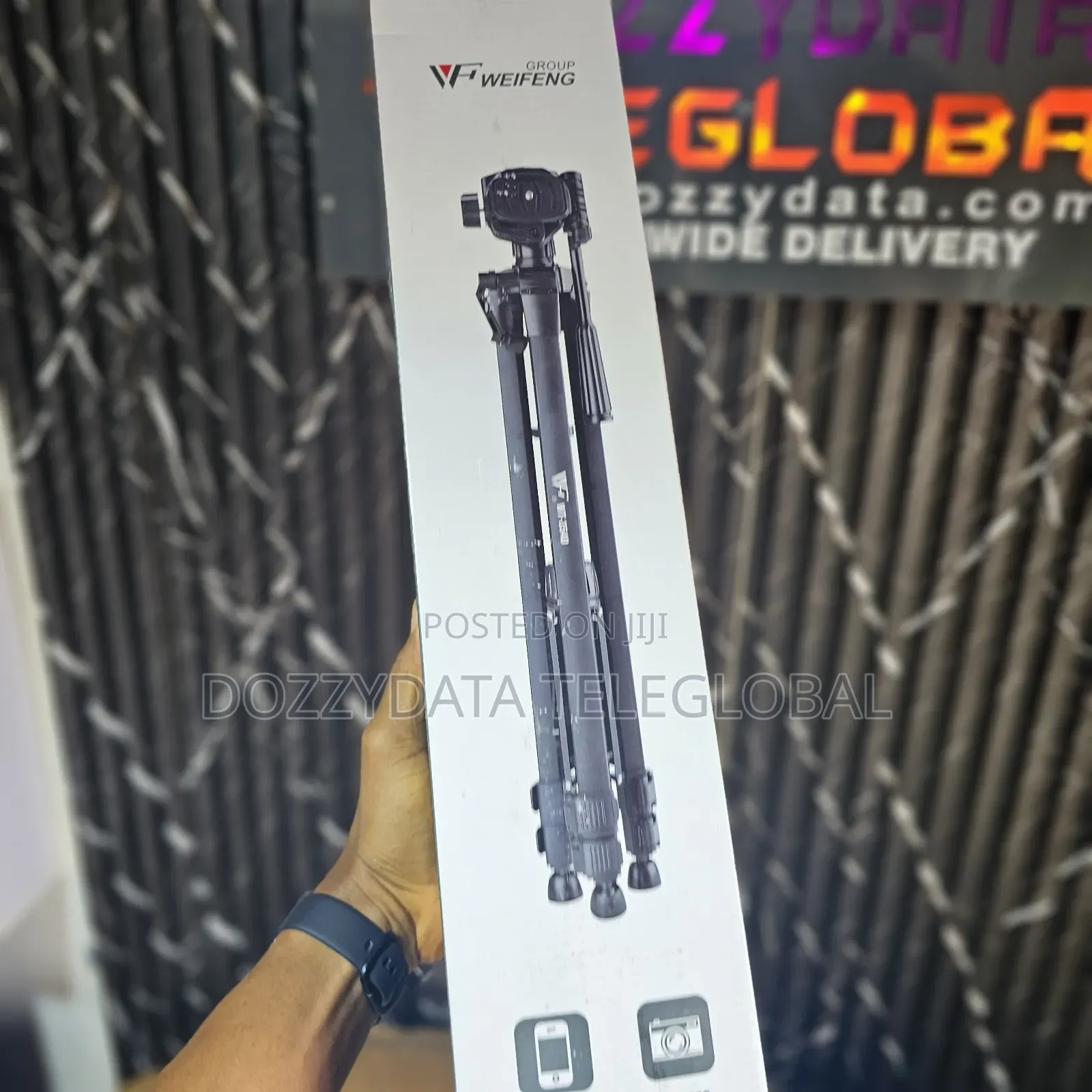 Weifeng Strong Tripod Stand W-3540