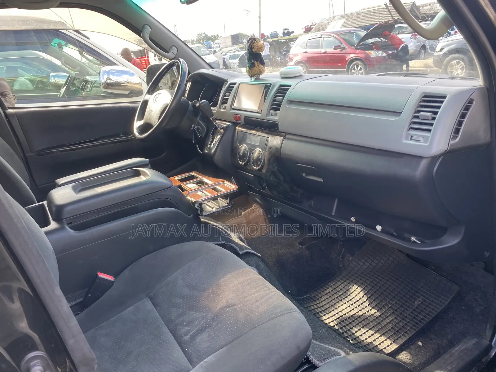 Toyota HiAce 2012 Black