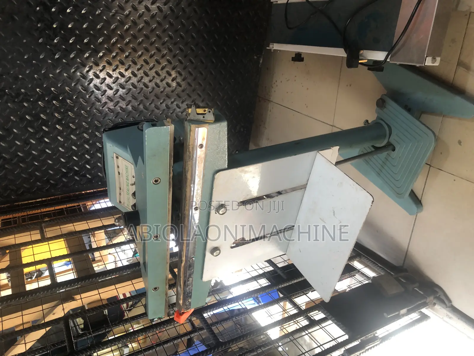 Impulse Sealer - 24" Foot Operated