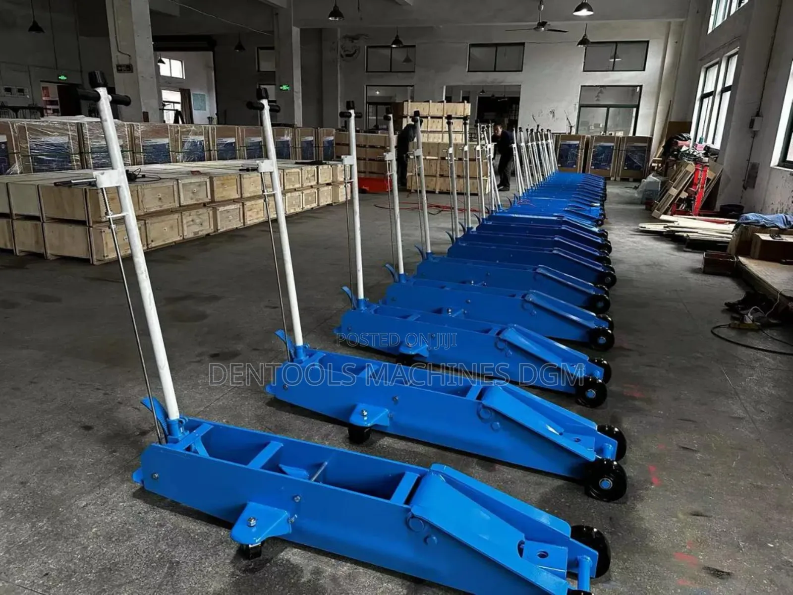 10-Ton Capacity Hydraulic Floor Jack