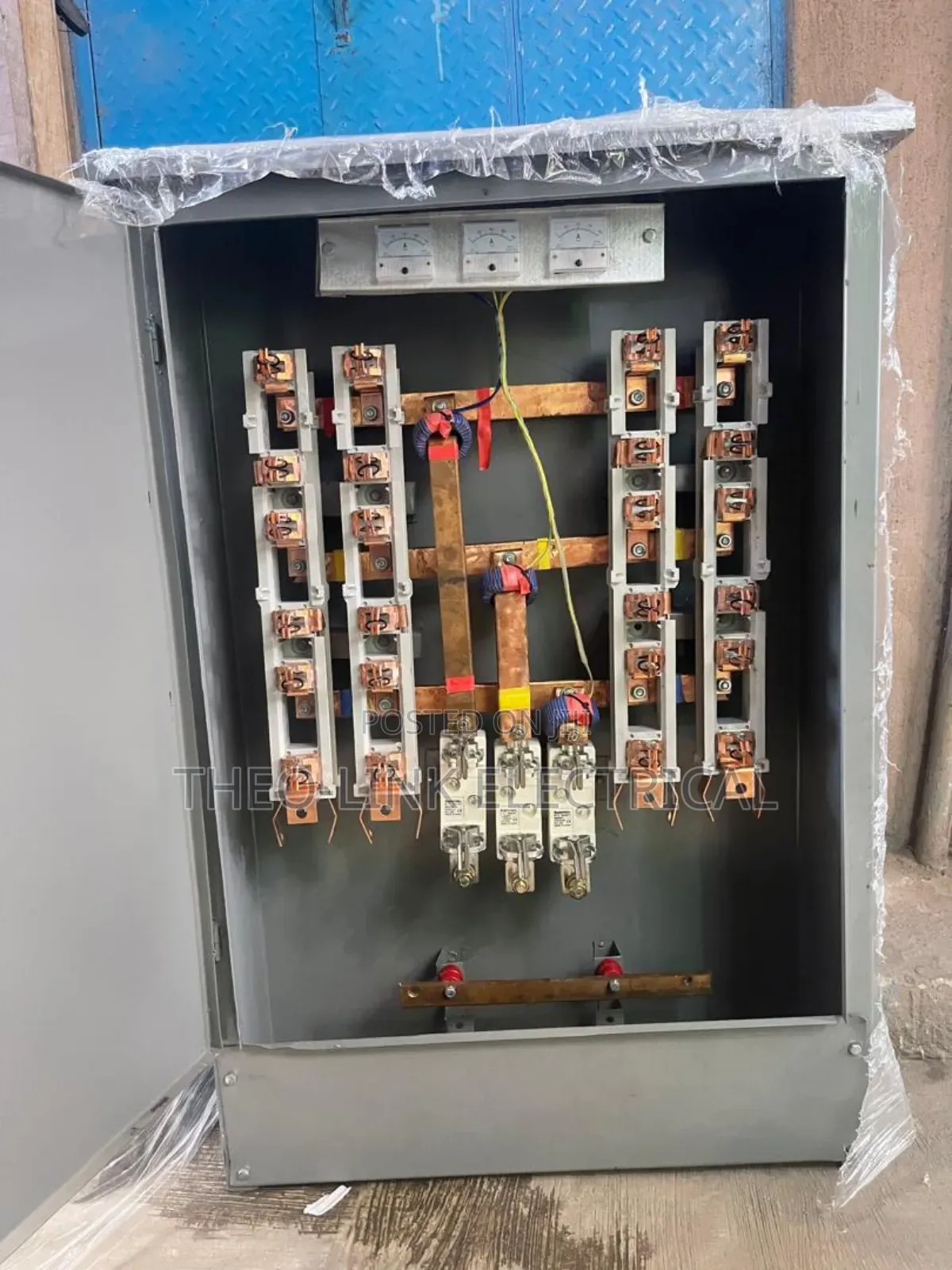 800amps 4way Feeder Pillar