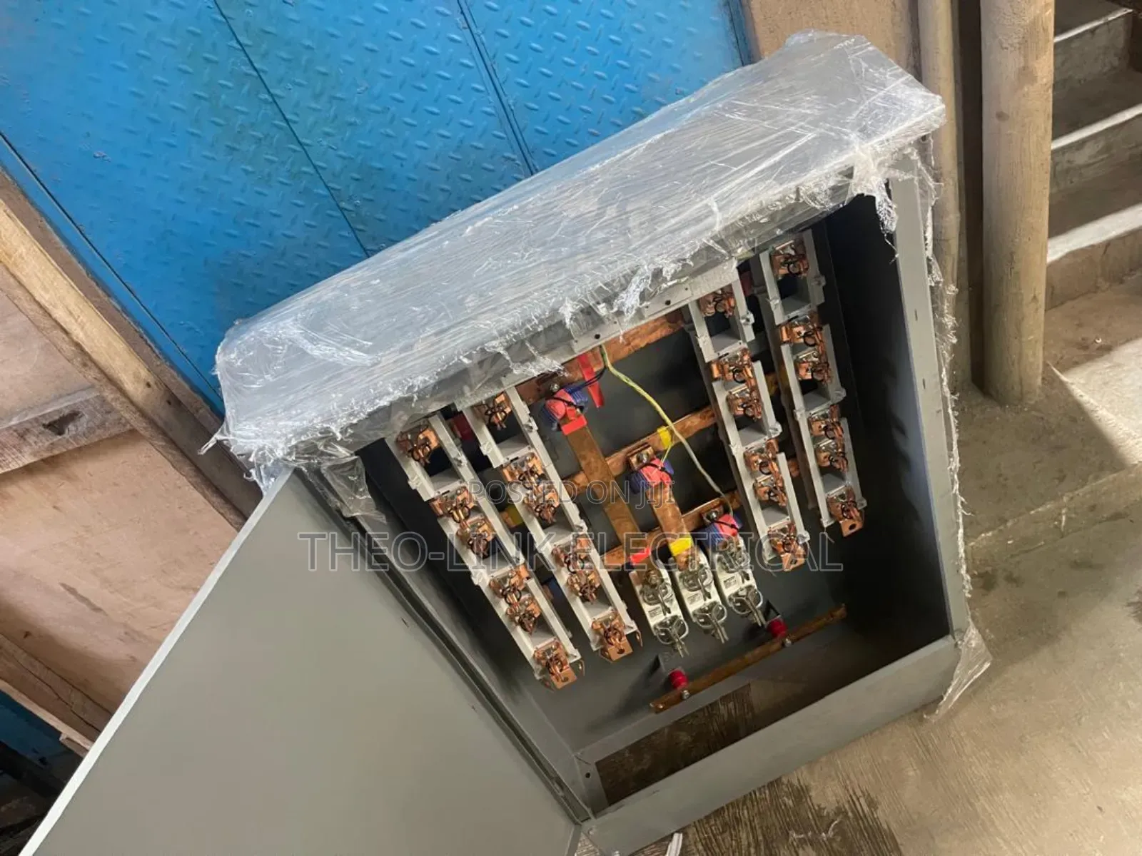 800amps 4way Feeder Pillar