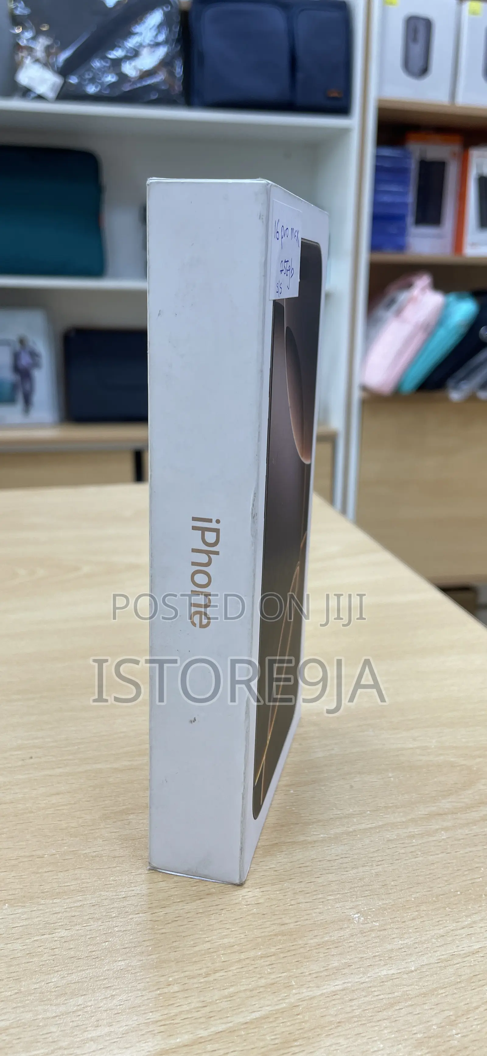 New Apple iPhone 16 Pro Max 256 GB Gold