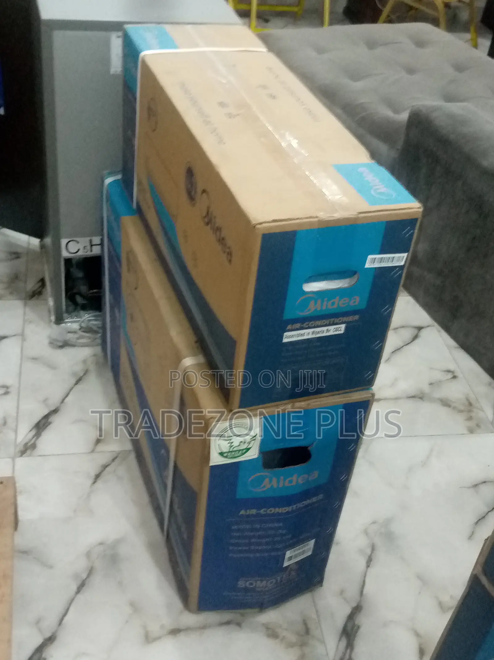 AIRSYNC Midea 1HP Split Air Conditioner MSAF-09CRN1
