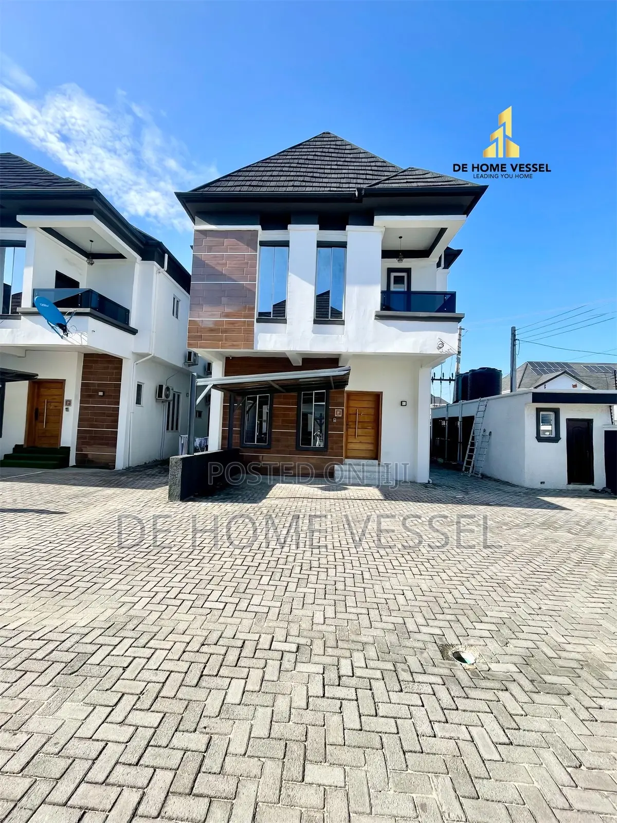 4bdrm Duplex in Lekki for sale