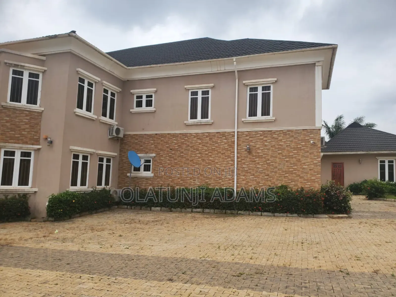 Furnished 6bdrm Duplex in Gra Okefia Osogbo for sale