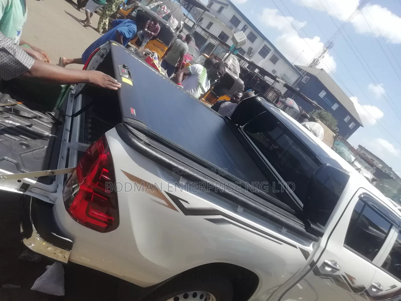 Rolling Boot Cover With GR Spoiler for Toyota Hilux at %=__':"