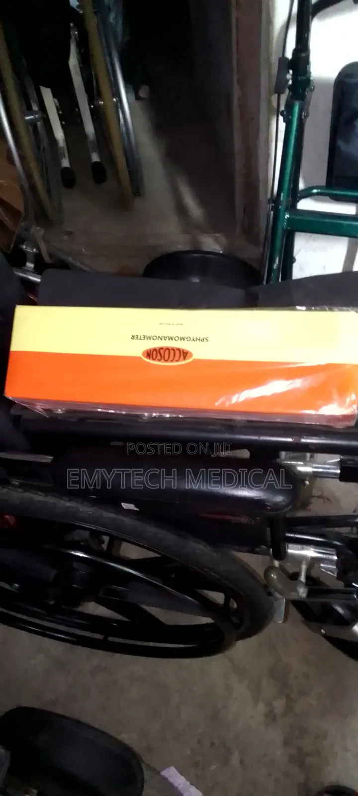 Accosson Sphygmomanometer