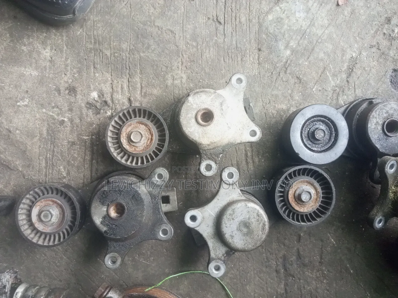 2008-2014 Ford Edge Engine Belt Adjuster