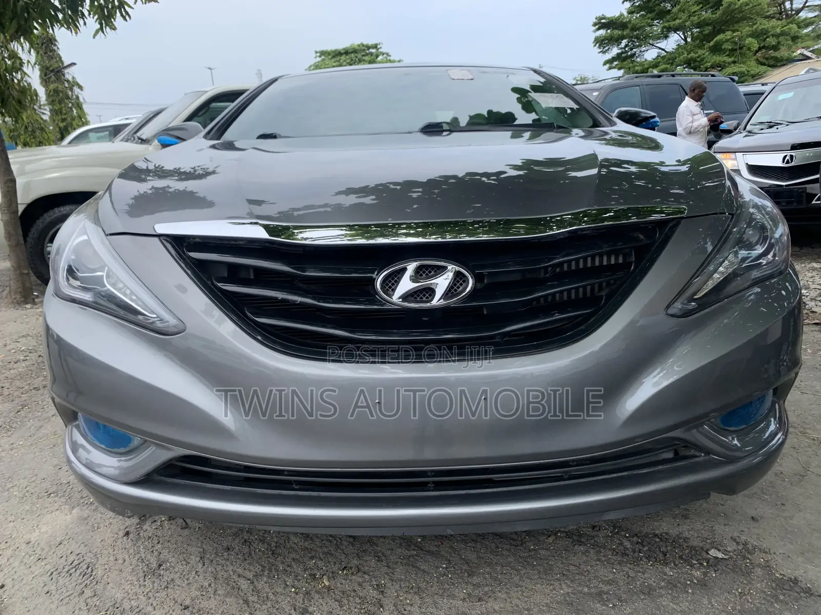 Hyundai Sonata Limited 2.0T Sedan (2.0L 4cyl 6A) 2012 Gray