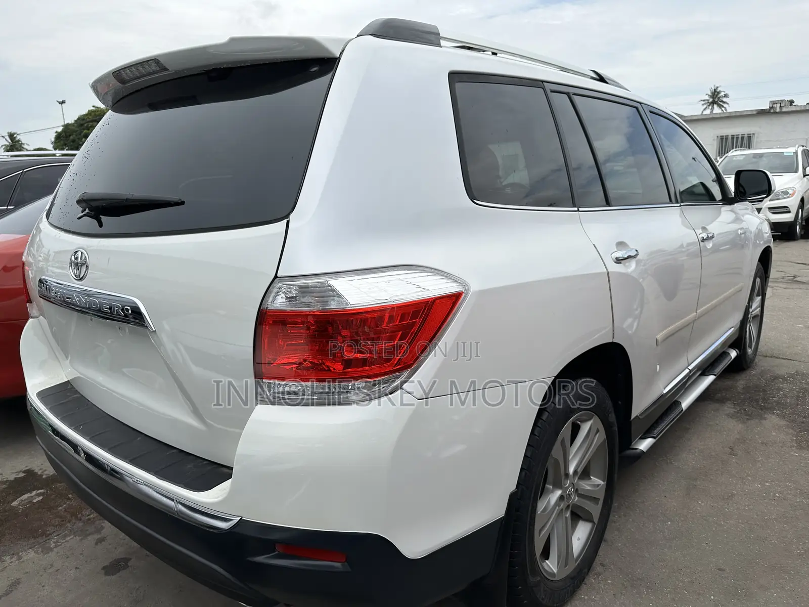 Toyota Highlander Limited 3.5L 2WD 2013 White