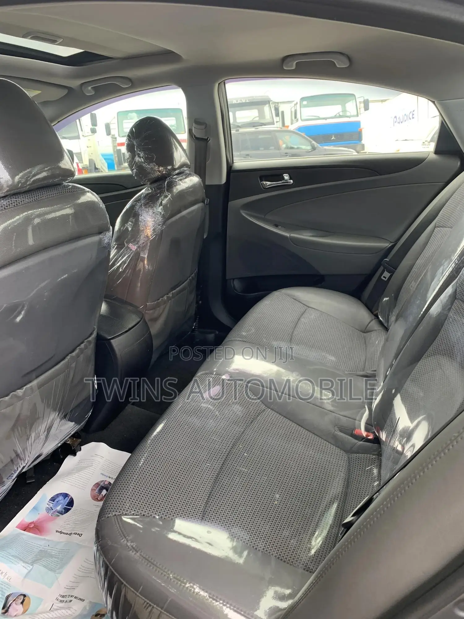 Hyundai Sonata Limited 2.0T Sedan (2.0L 4cyl 6A) 2012 Gray