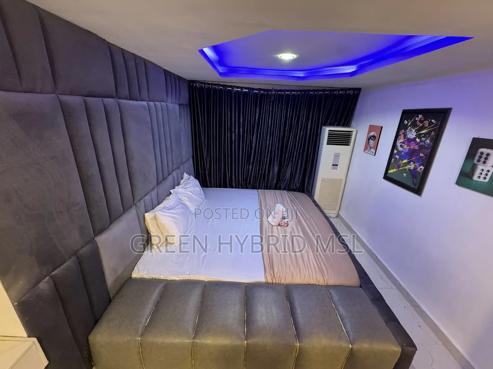 Cozy Pent House With Balcony for R R