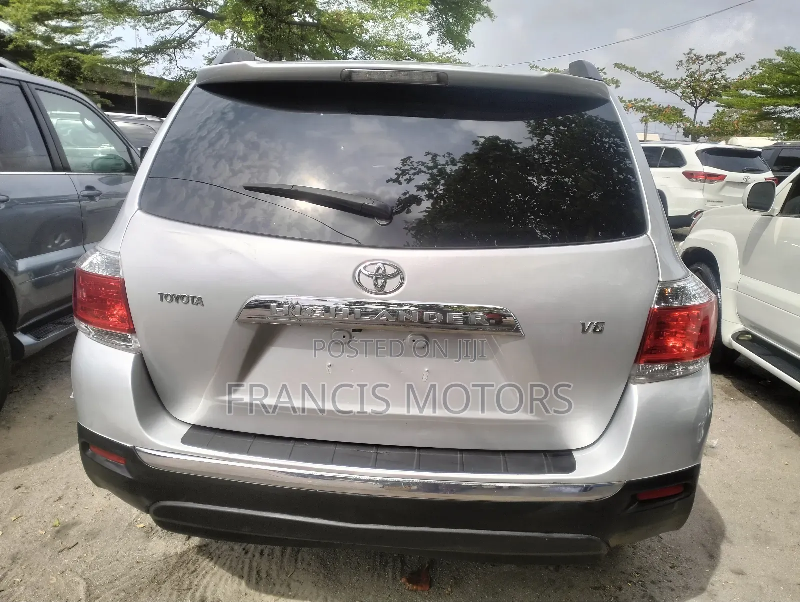 Toyota Highlander 3.5L 4WD 2013 Silver