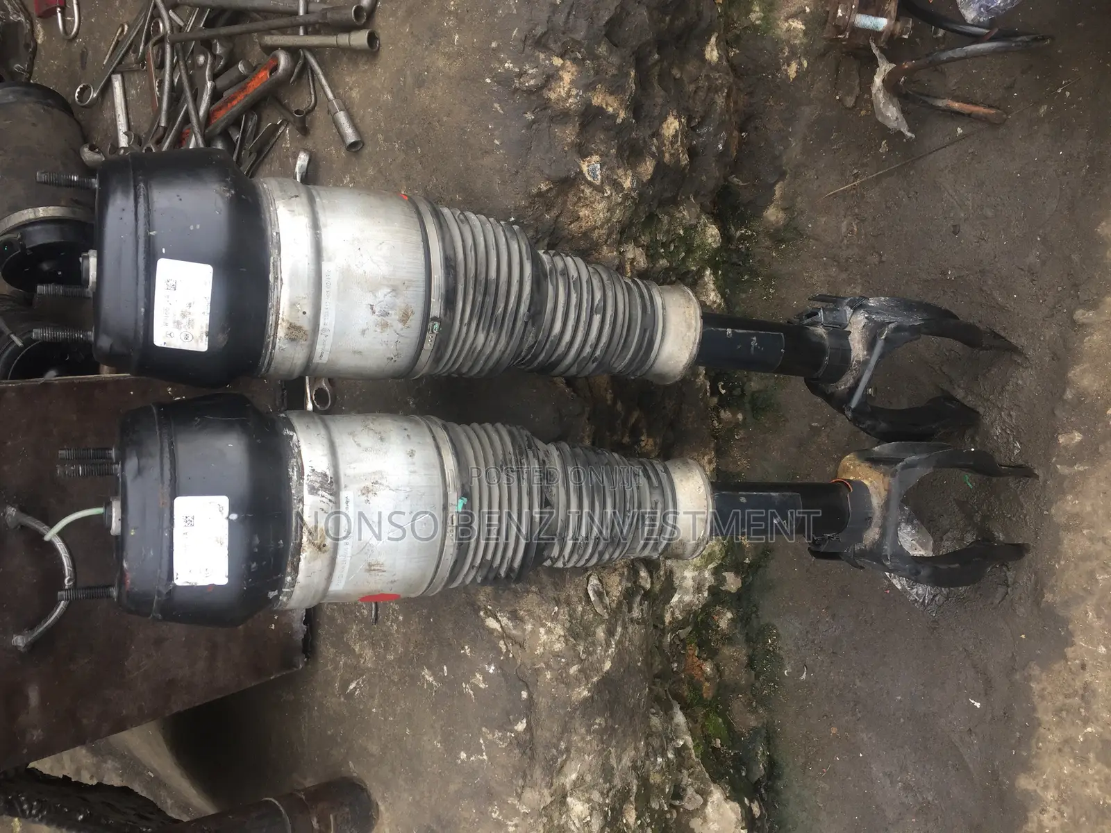 Front Balloon Shock Absorbers Ml 350 W(166)