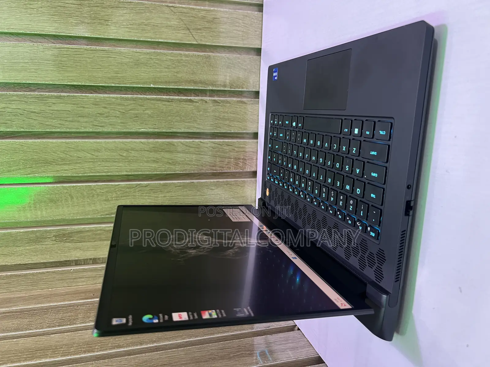 Laptop Dell Alienware M15 R7 16GB Intel Core I7 SSD 1T