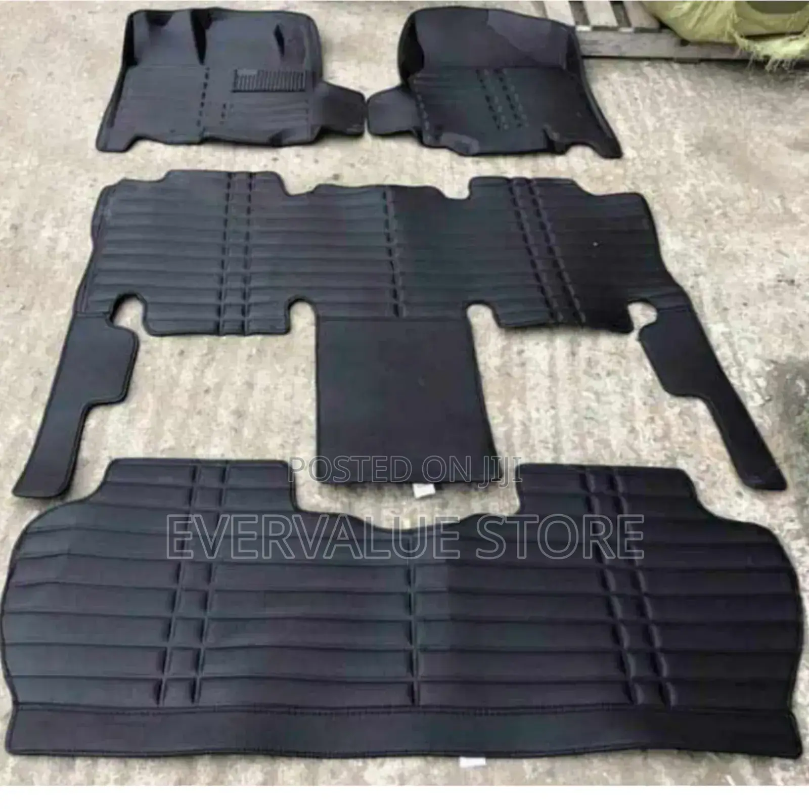 Toyota Sienna 2005-2010 Customized Black 3D Floor Mat