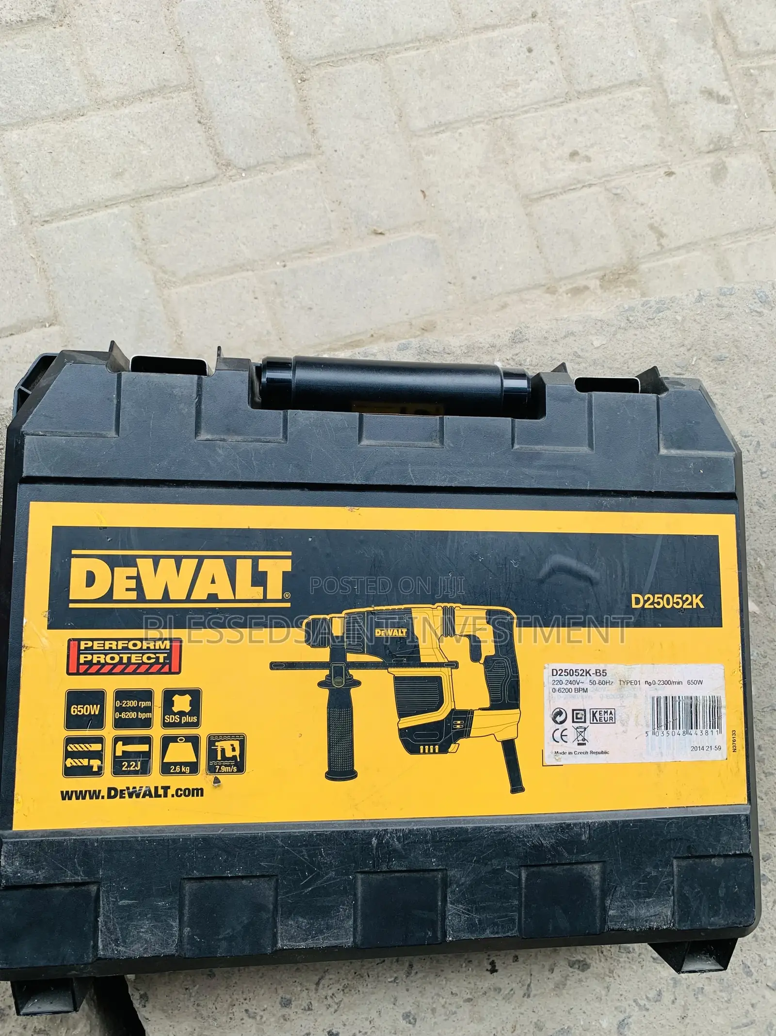 Dewalt Rotary Hammer 20mm 650w