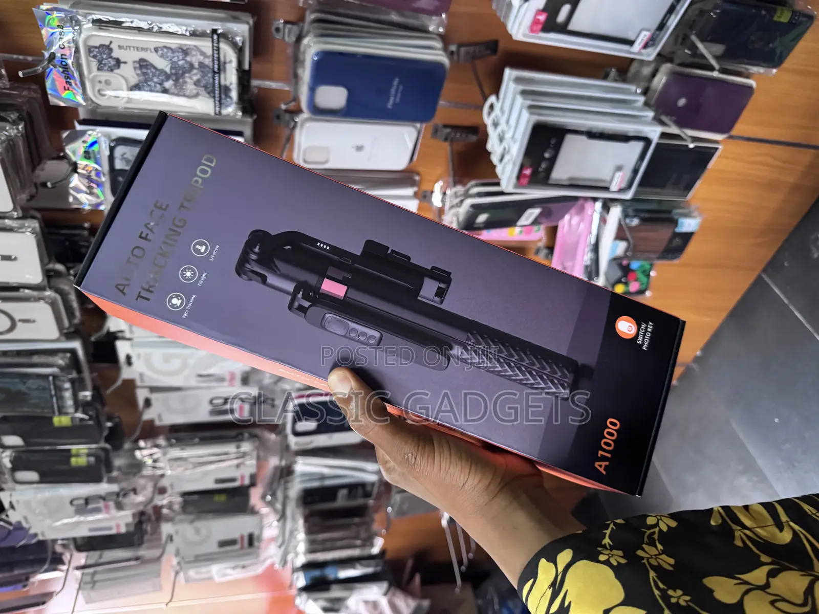 A1000 Auto Face Tracking Tripod , Phone Selfie Stick