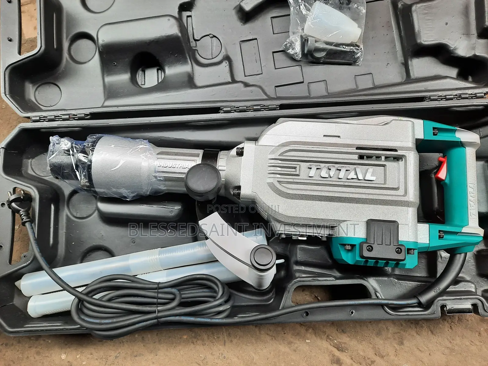 Total Jack Hammer 1700w