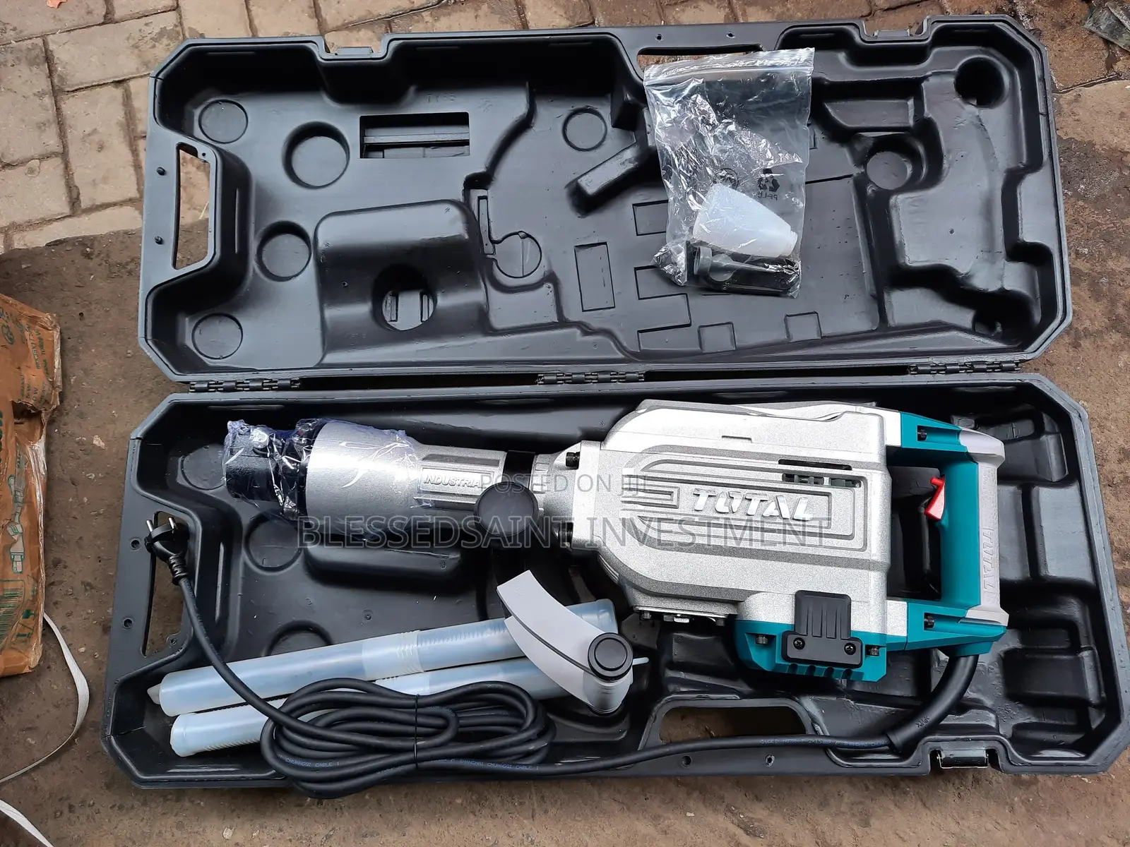 Total Jack Hammer 1700w