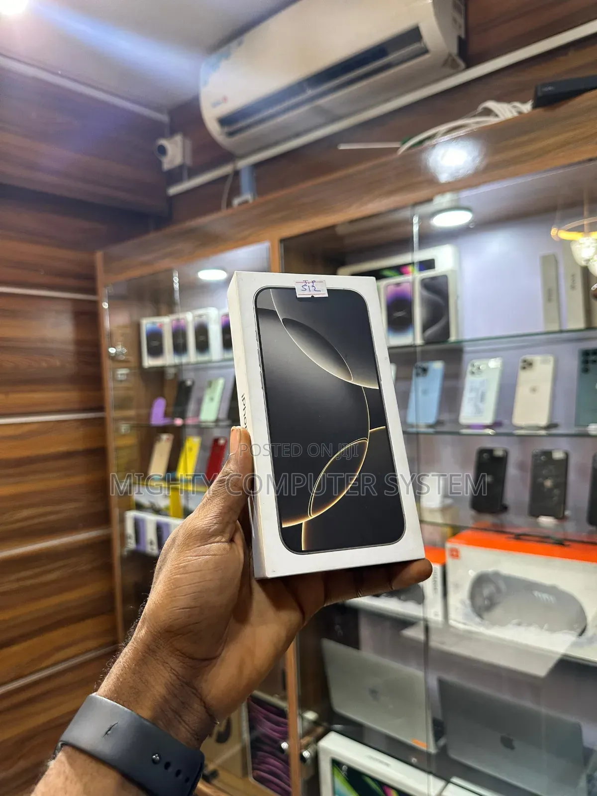 New Apple iPhone 16 Pro Max 256 GB Black