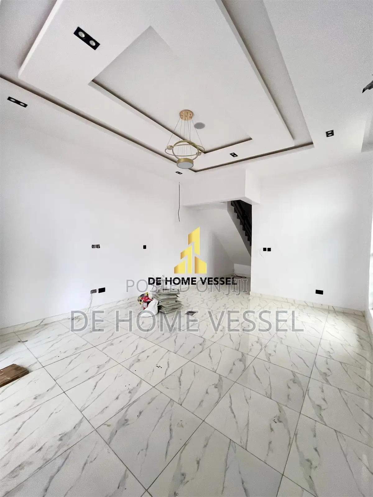 4bdrm Duplex in Ikota for sale