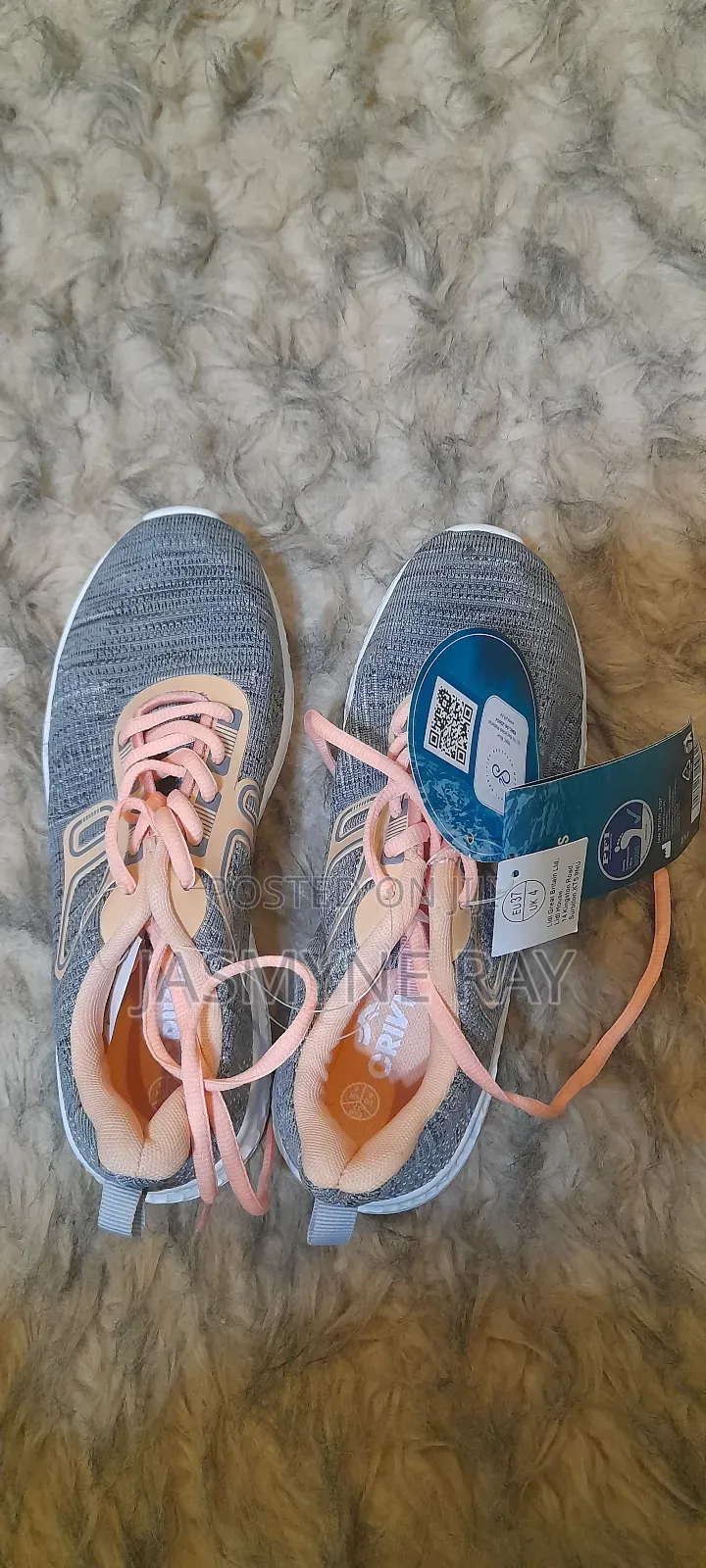 Lovely Crivit Ladies Trainers Size 37