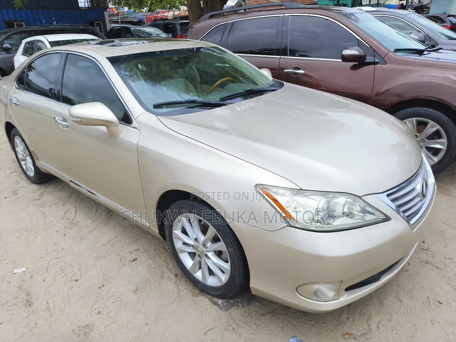 Lexus ES 350 2010 Gold