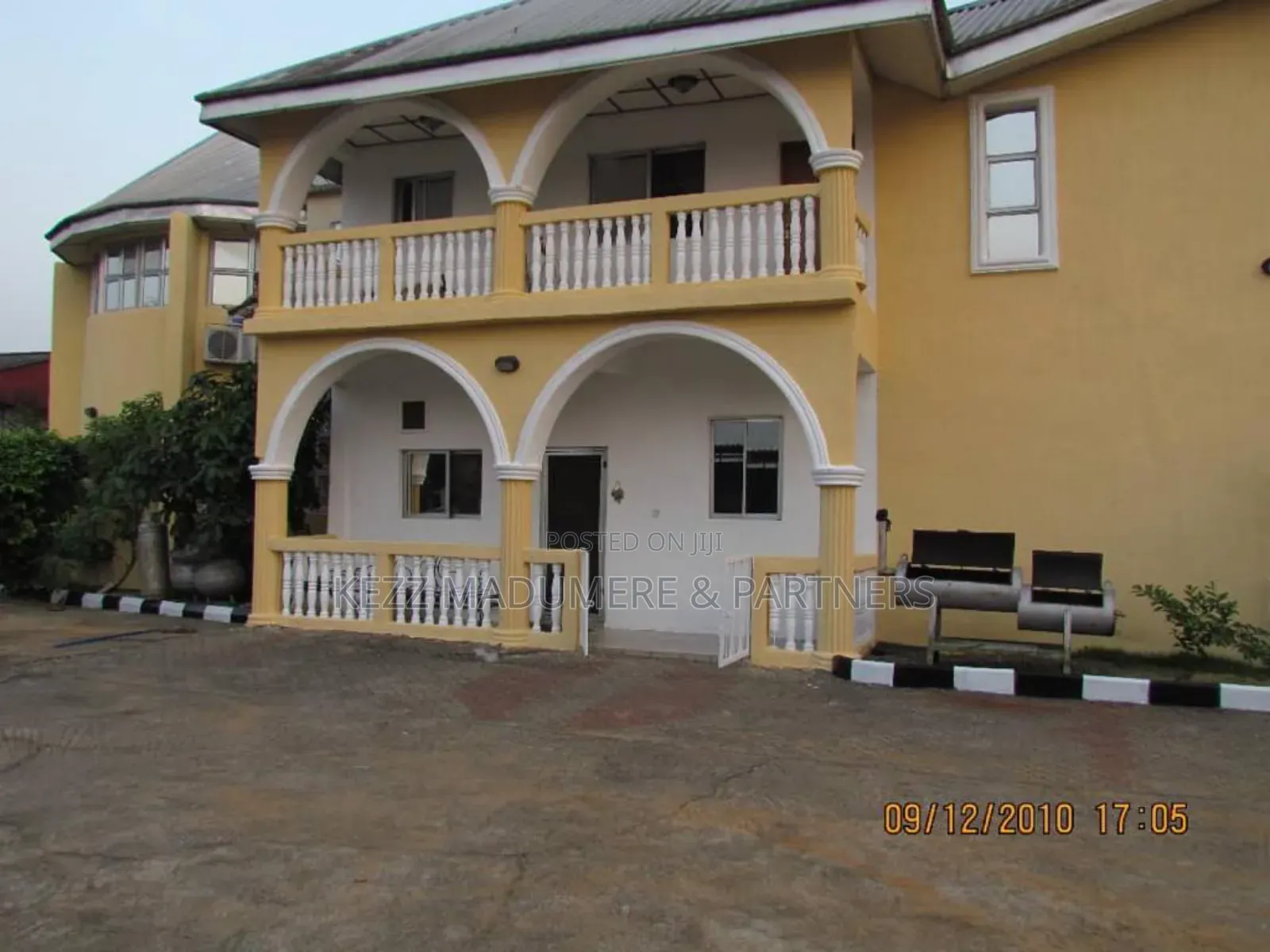 9bdrm Duplex in Near Rumuokoro , for sale