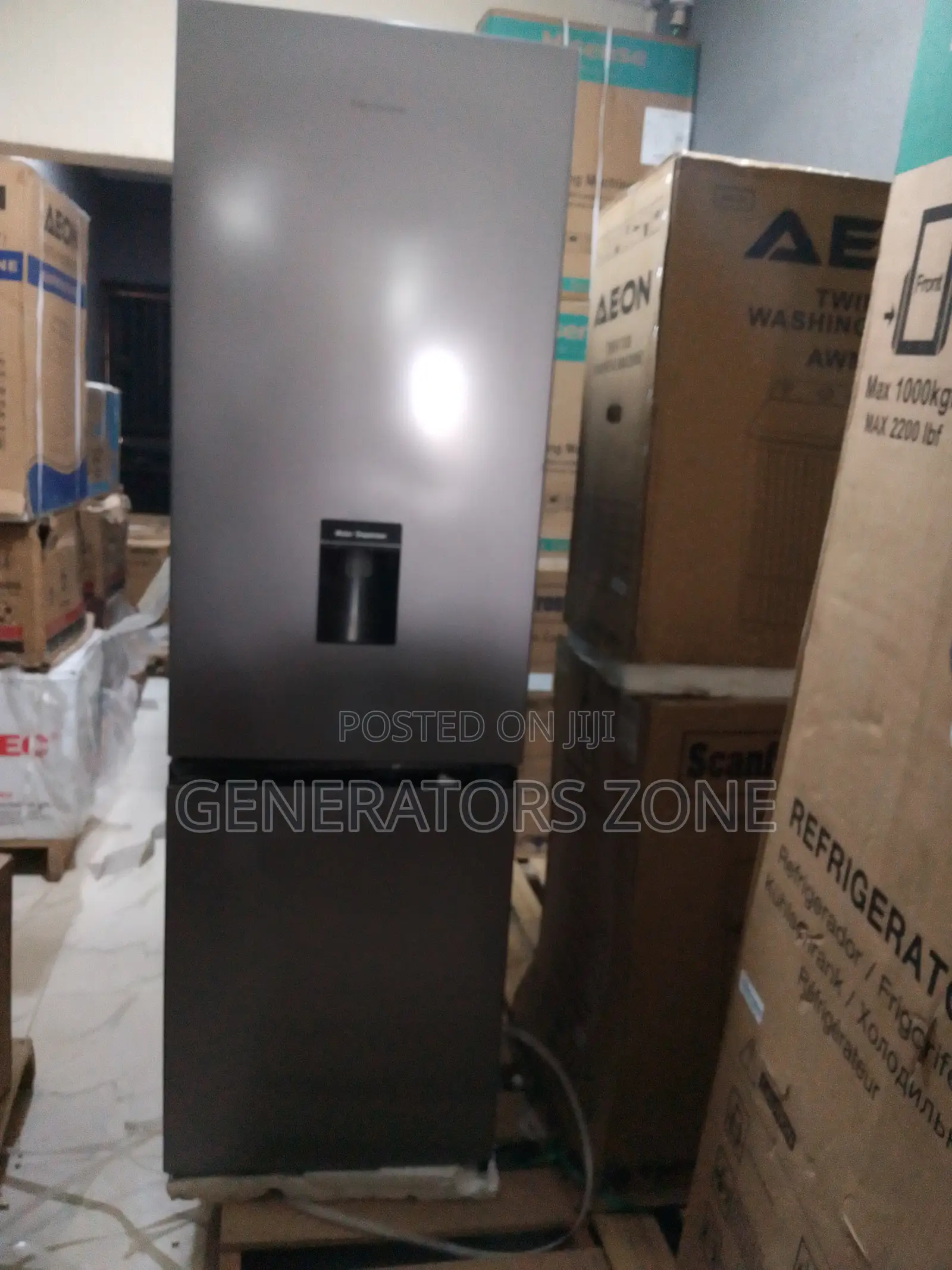 5000WAT Hisense 264 Litres Refrigerator With Water Dispenser