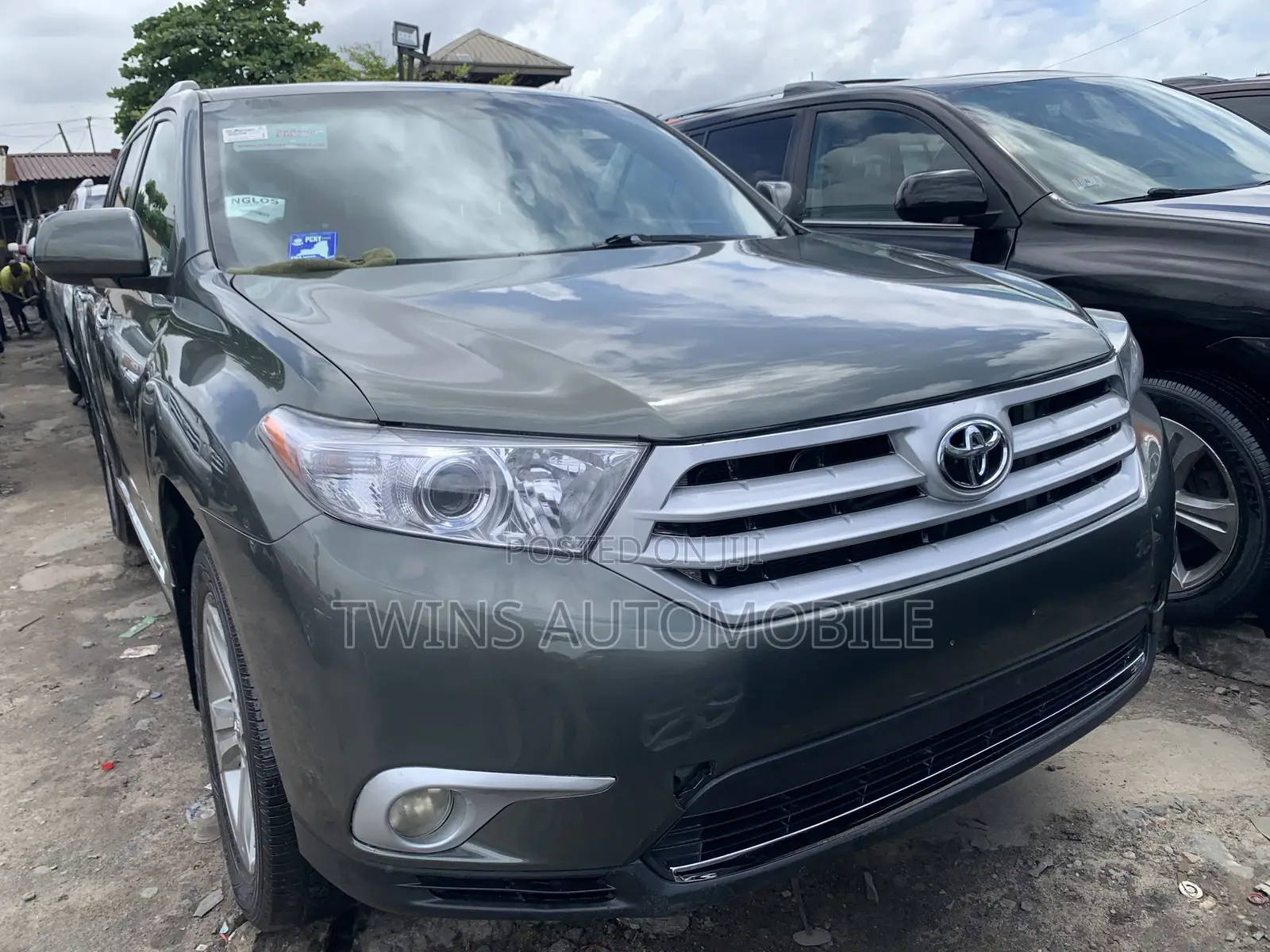 Toyota Highlander Limited 3.5l 4WD 2013 Green