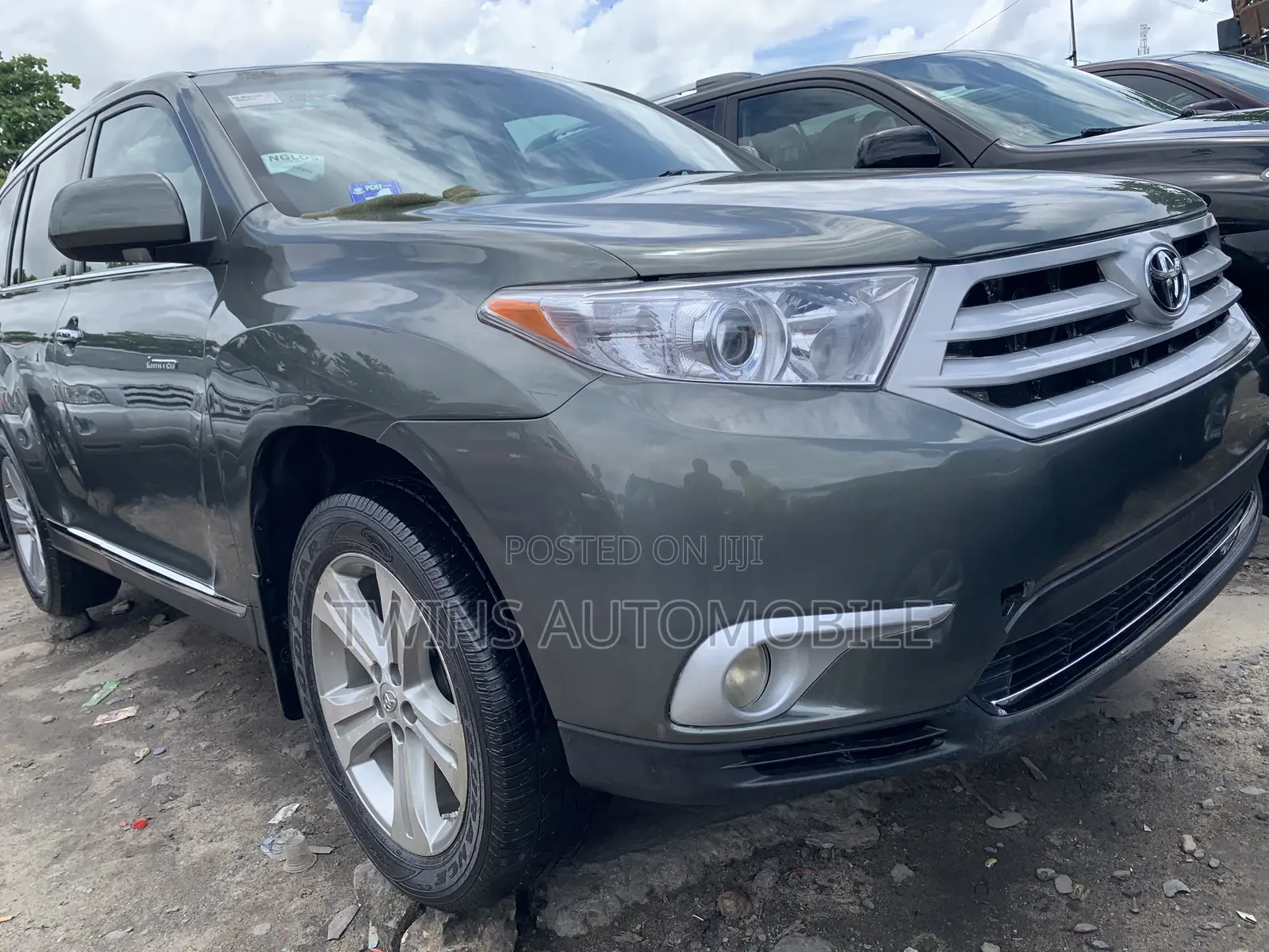 Toyota Highlander Limited 3.5l 4WD 2013 Green