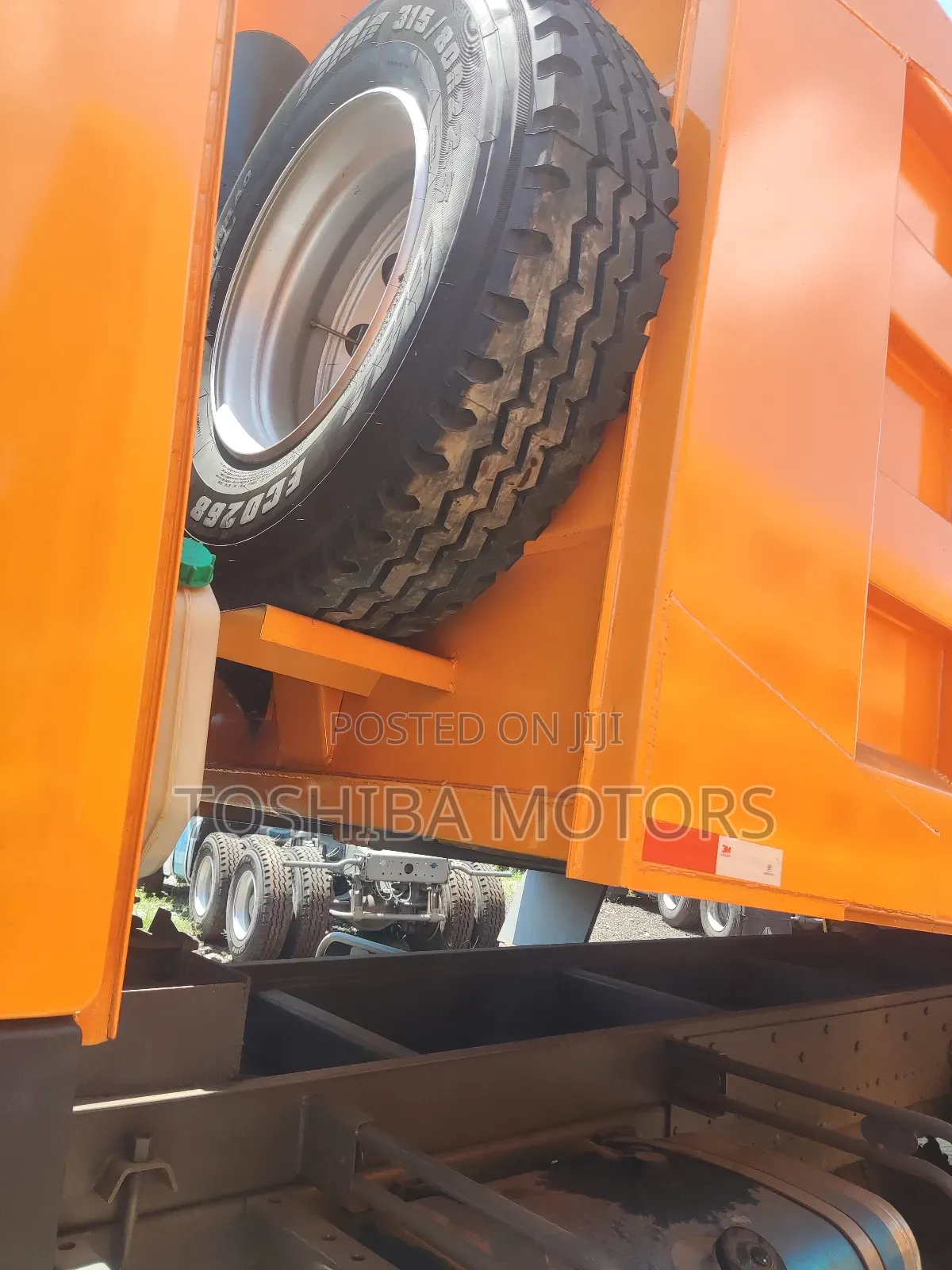 Howo Sinotruk 371 10 Tyres