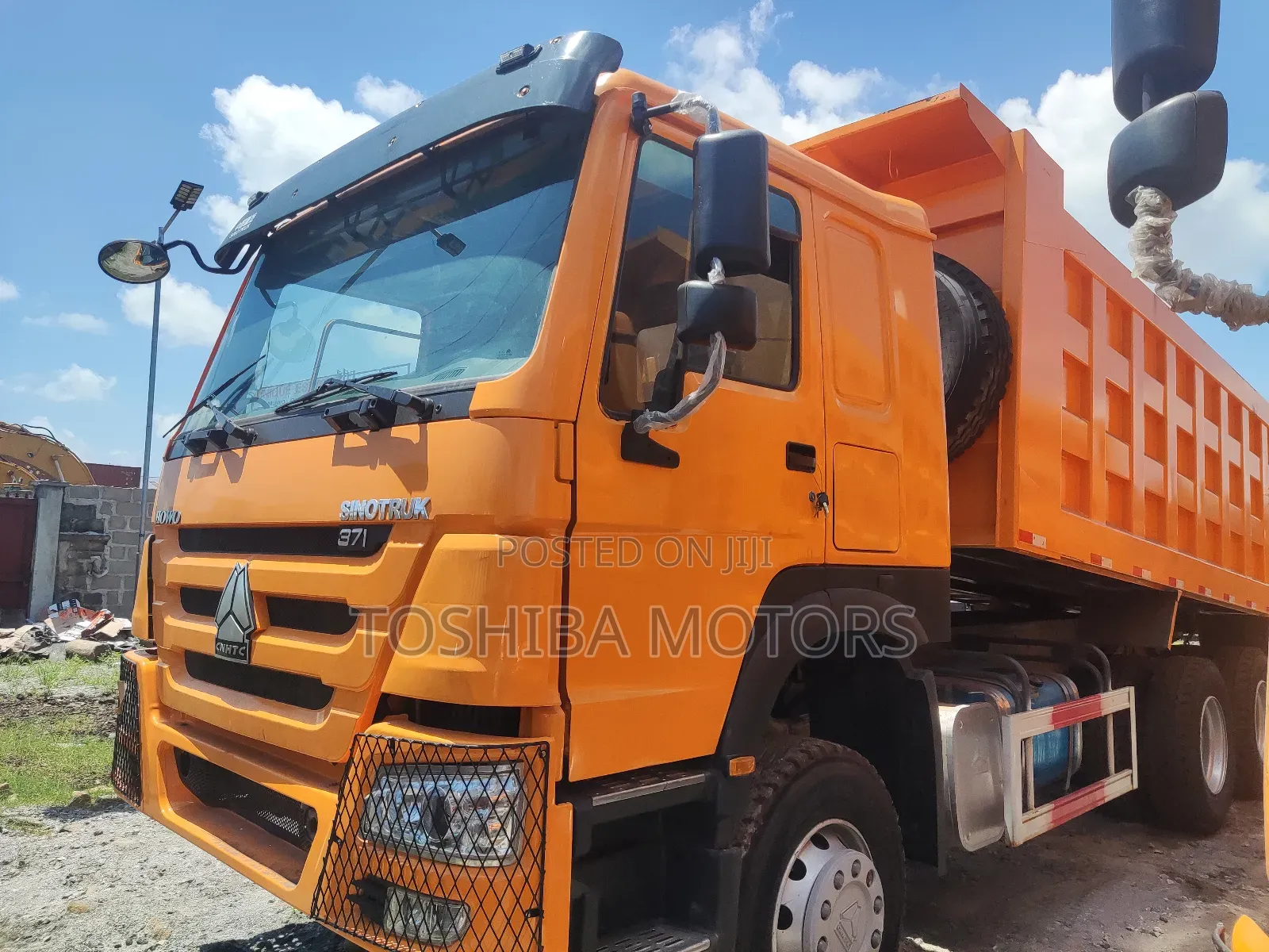 Howo Sinotruk 371 10 Tyres