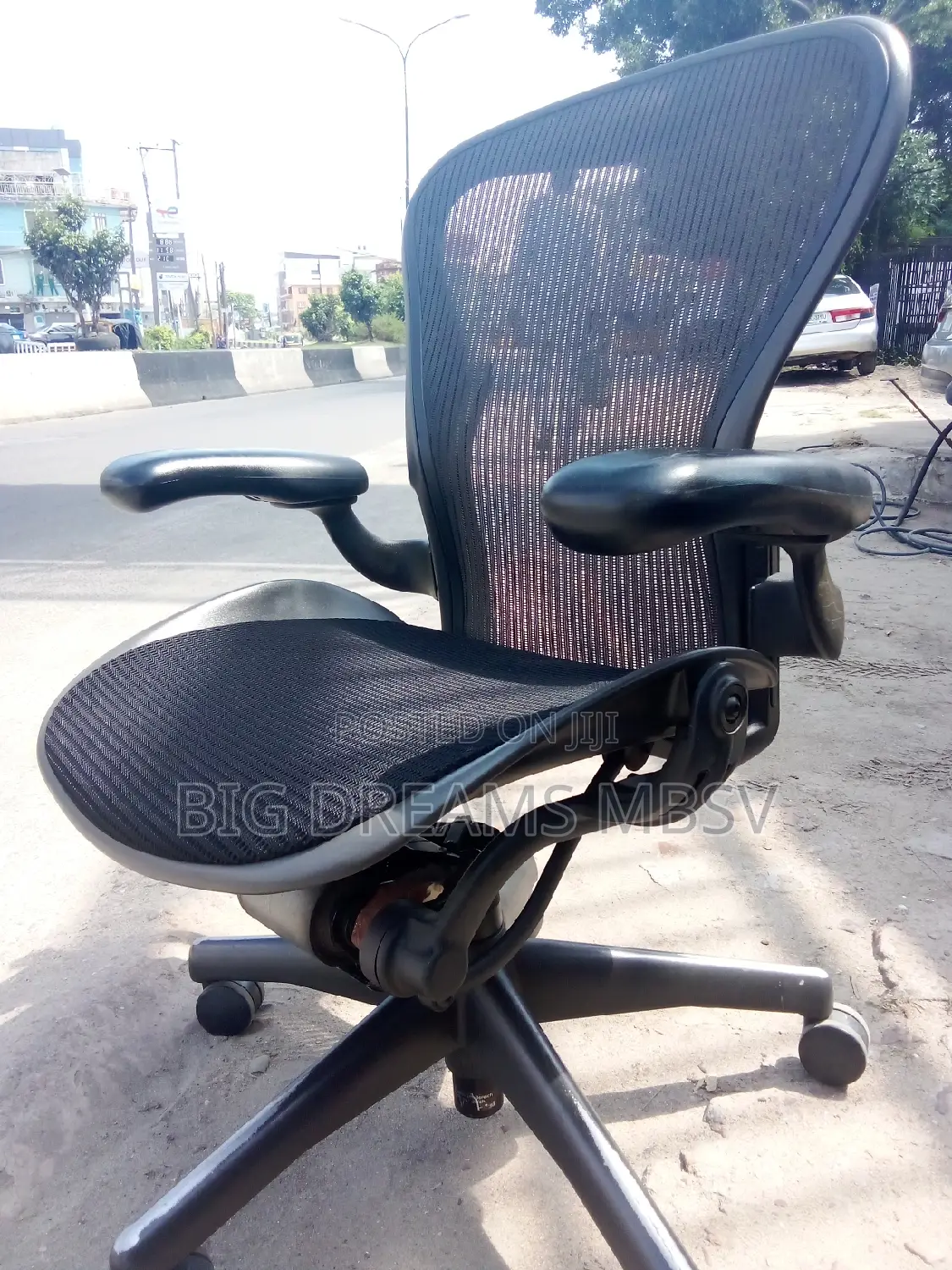 Miller  Orthopedic Executive Swivel Chair
