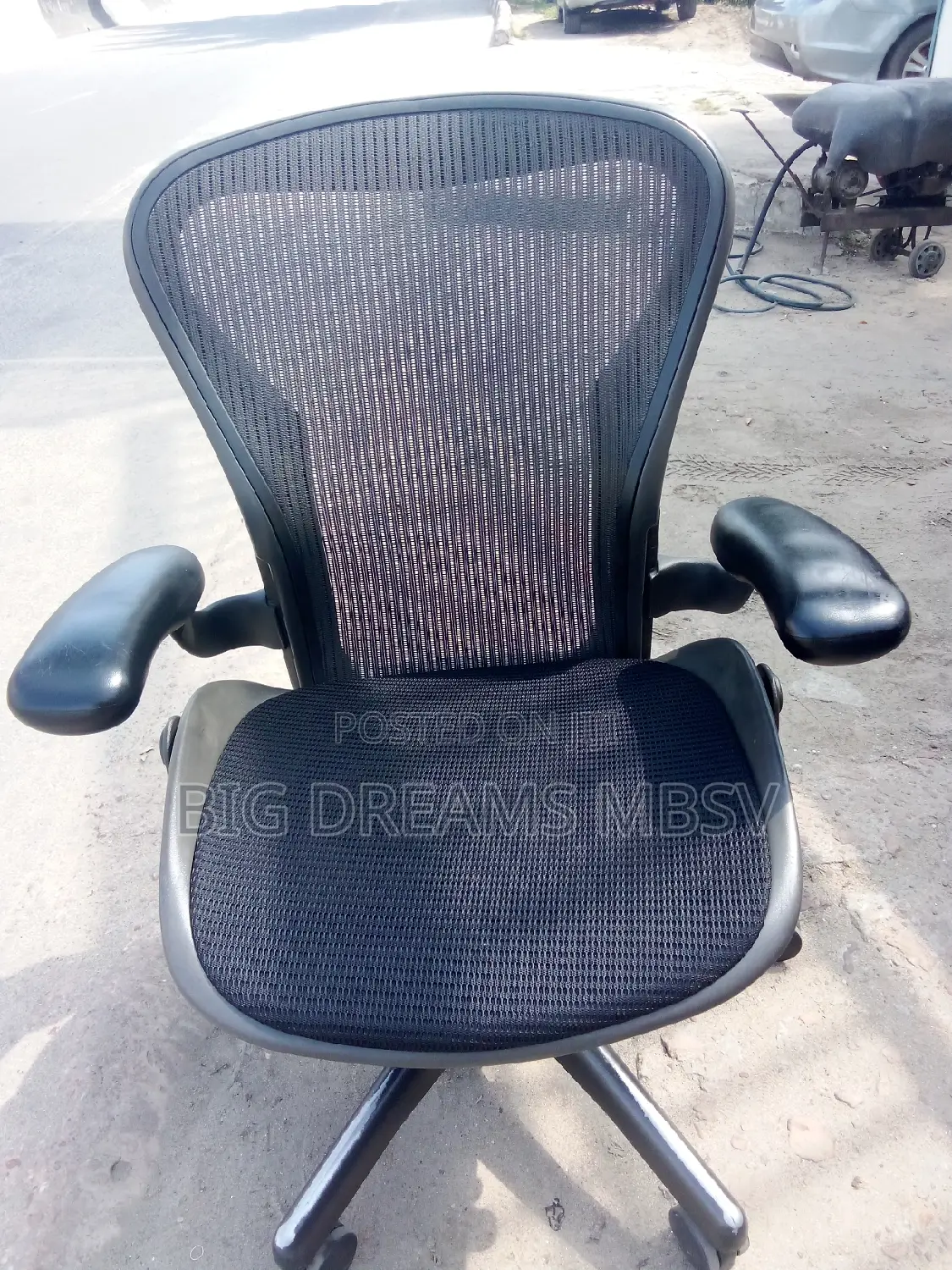 Miller  Orthopedic Executive Swivel Chair
