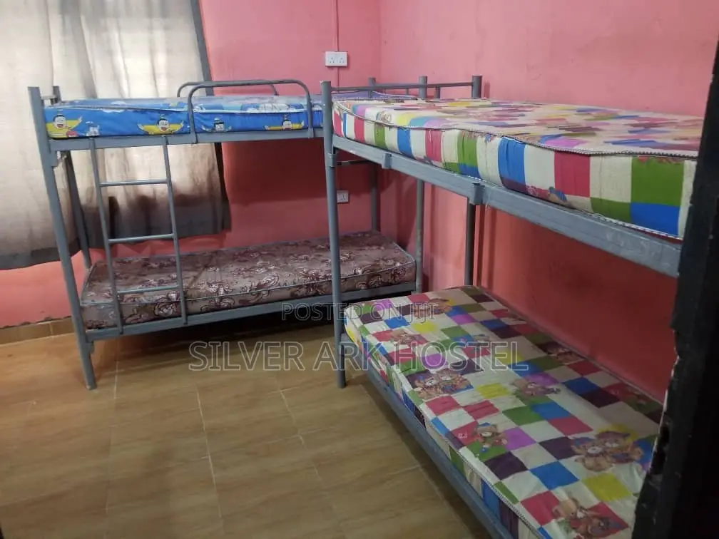 Furnished 10bdrm House in Akoka for rent