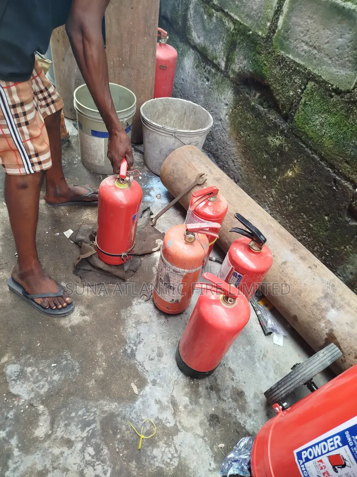 Co2 Fire Extinguisher Maintenance Servicing