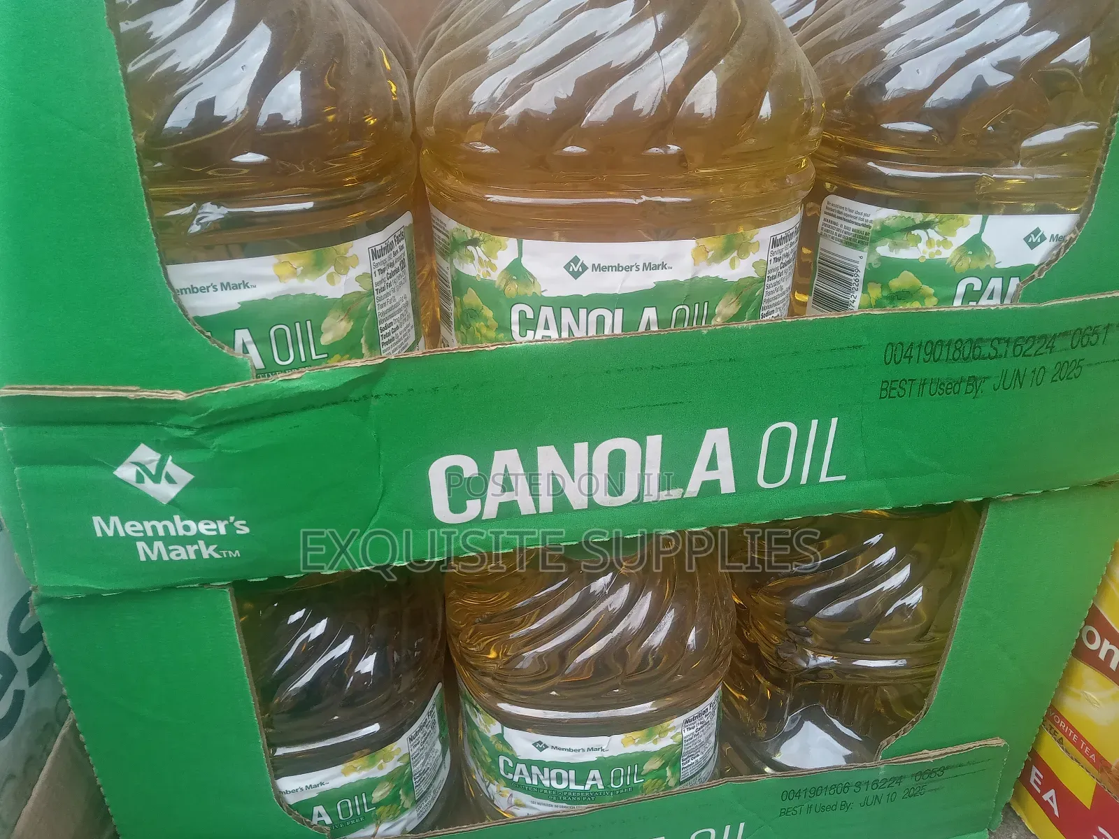 Members Mark Canola Oil