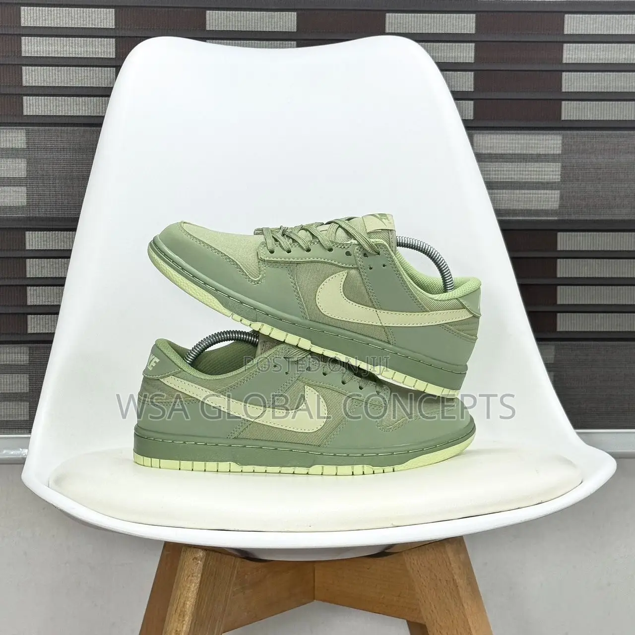 Nike Dunk Low Premium Olive Aura