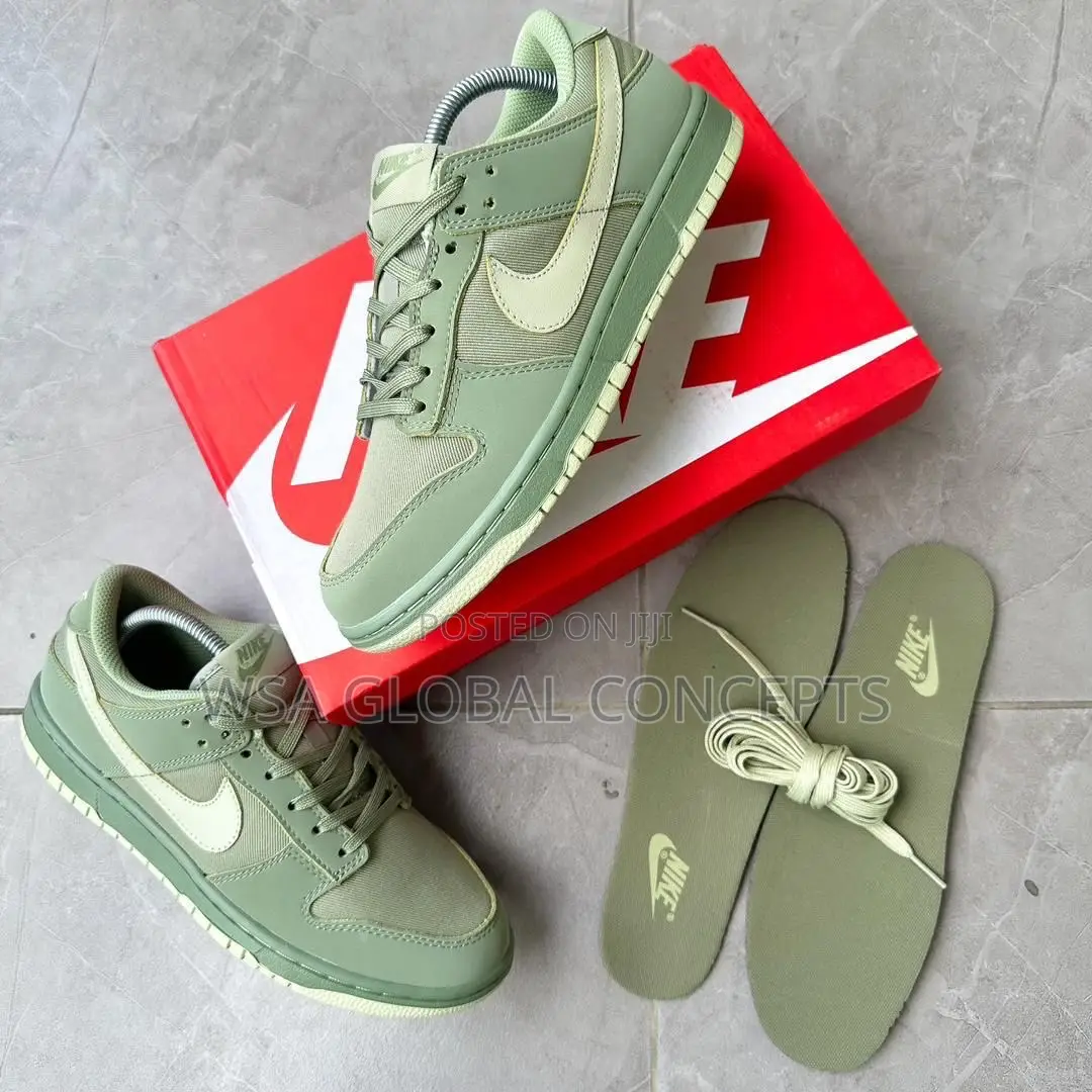Nike Dunk Low Premium Olive Aura