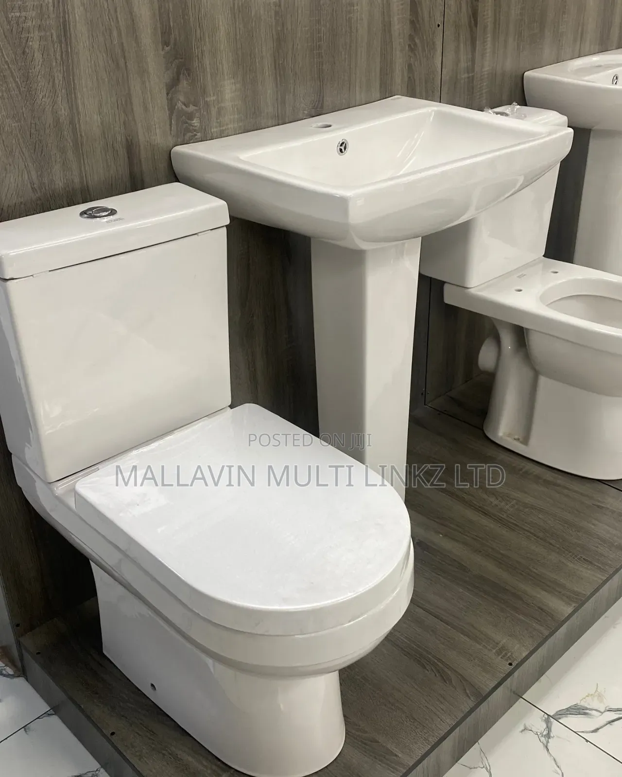 Set WC With Basin