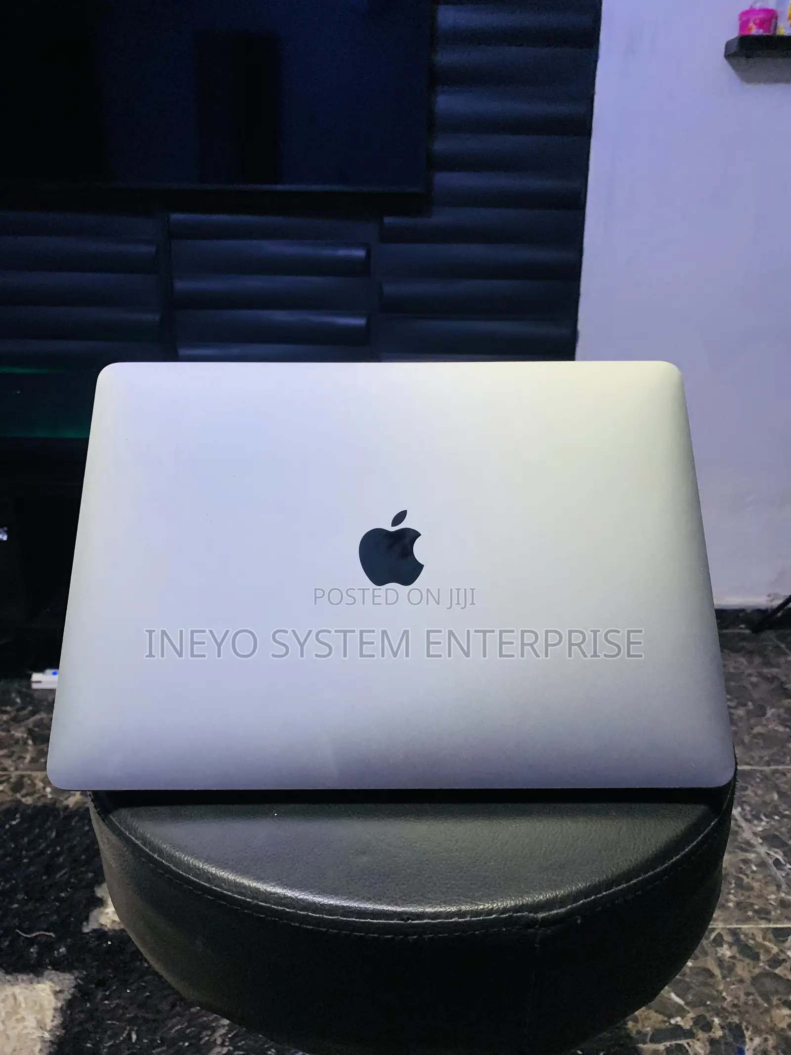 Laptop Apple MacBook Pro 2020 16GB Intel Core I5 SSD 512GB
