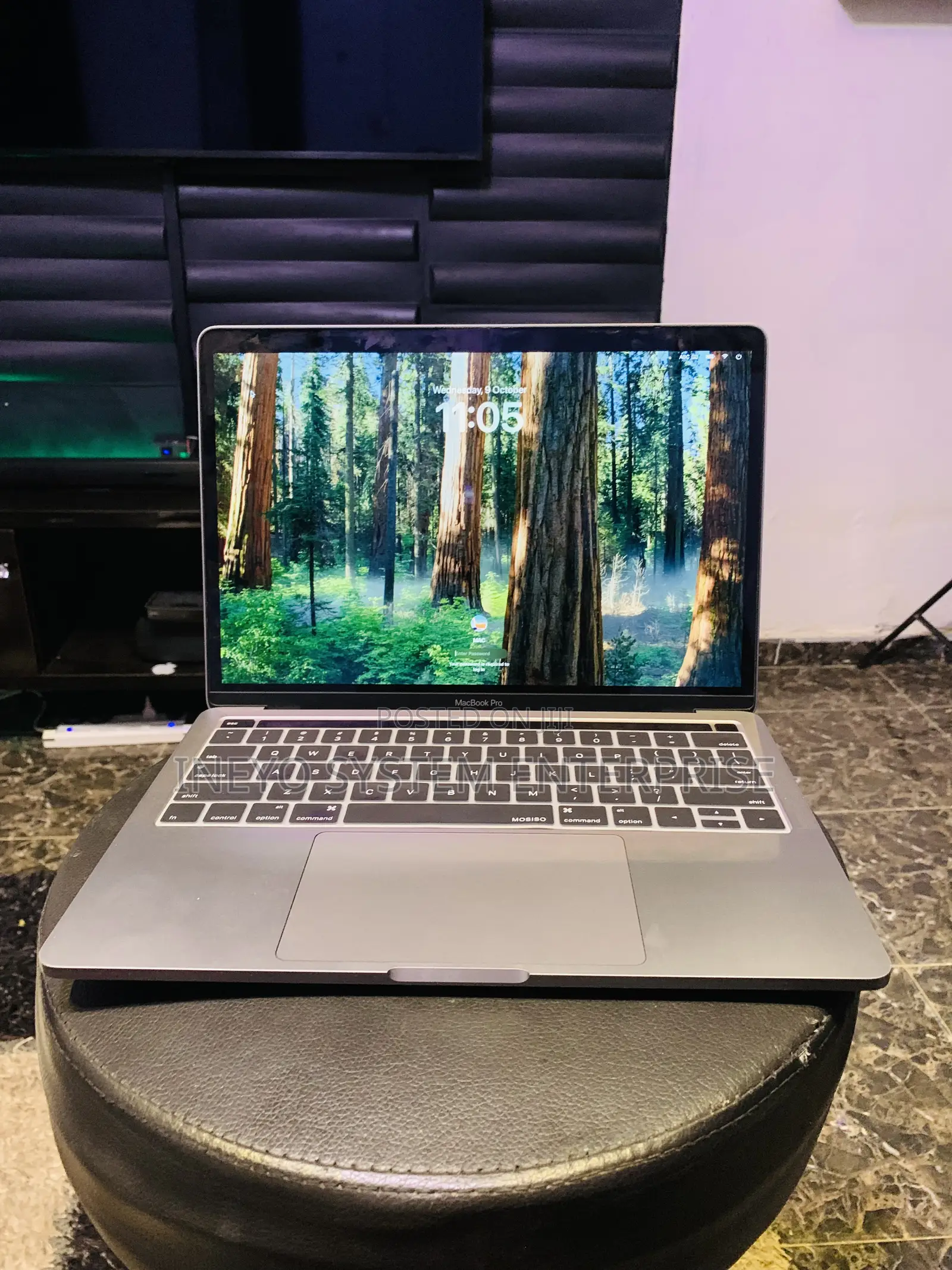 Laptop Apple MacBook Pro 2020 16GB Intel Core I5 SSD 512GB