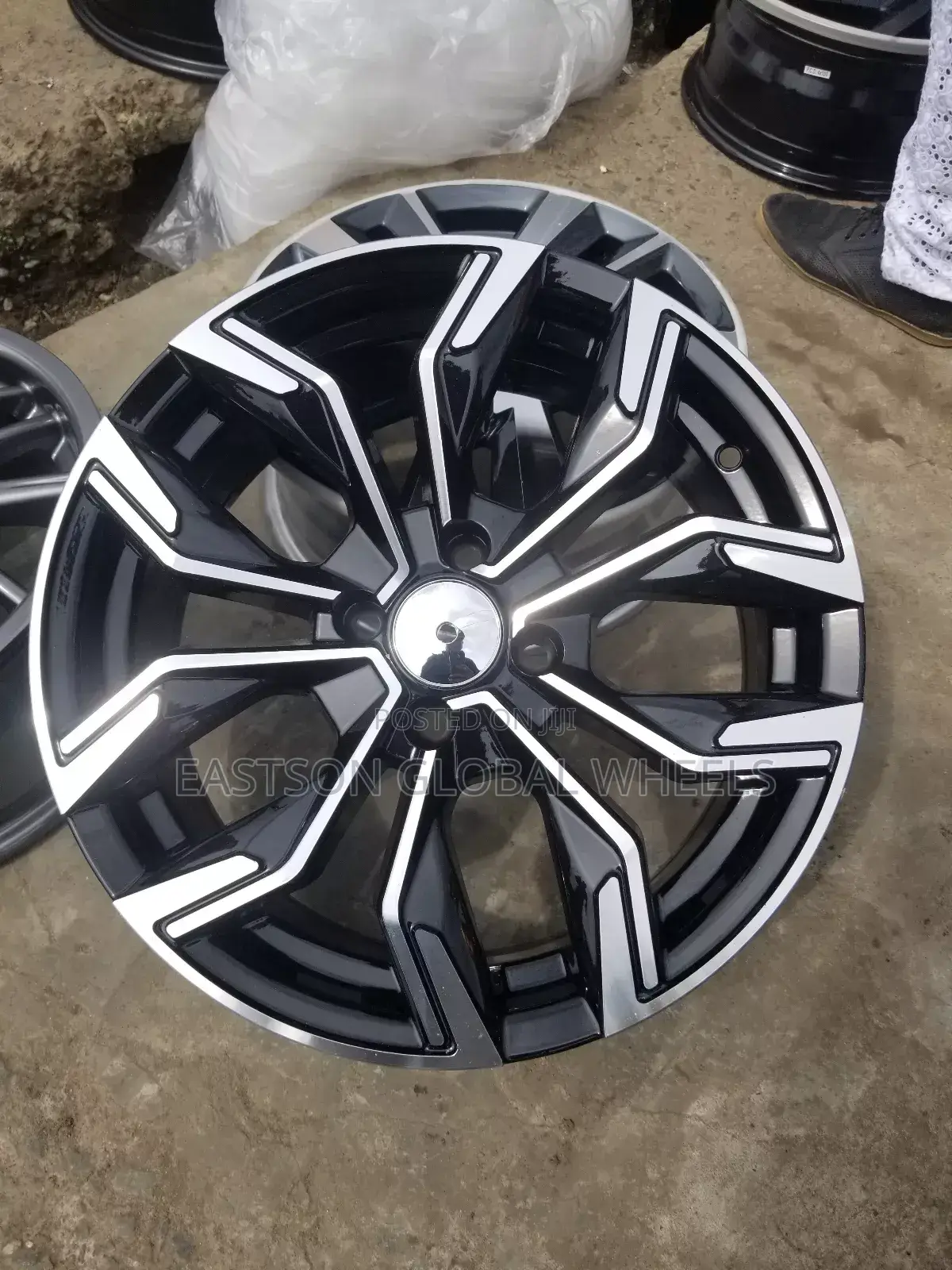 16 Inches 4 Lug Small Hub Corolla