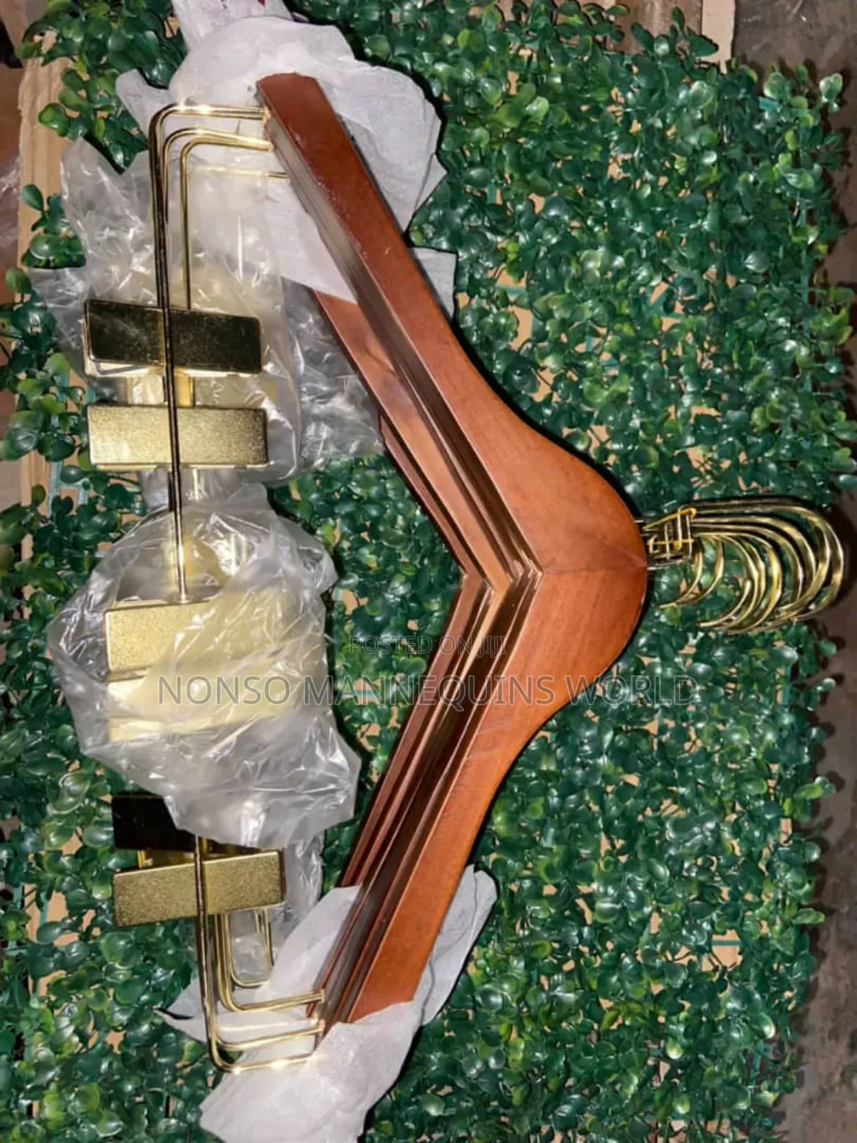 2 in 1 Wooden Hangers With Clips